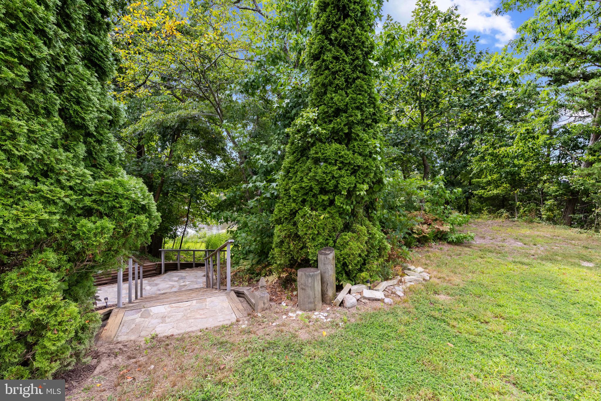 CEDARWOOD COVE - Residential