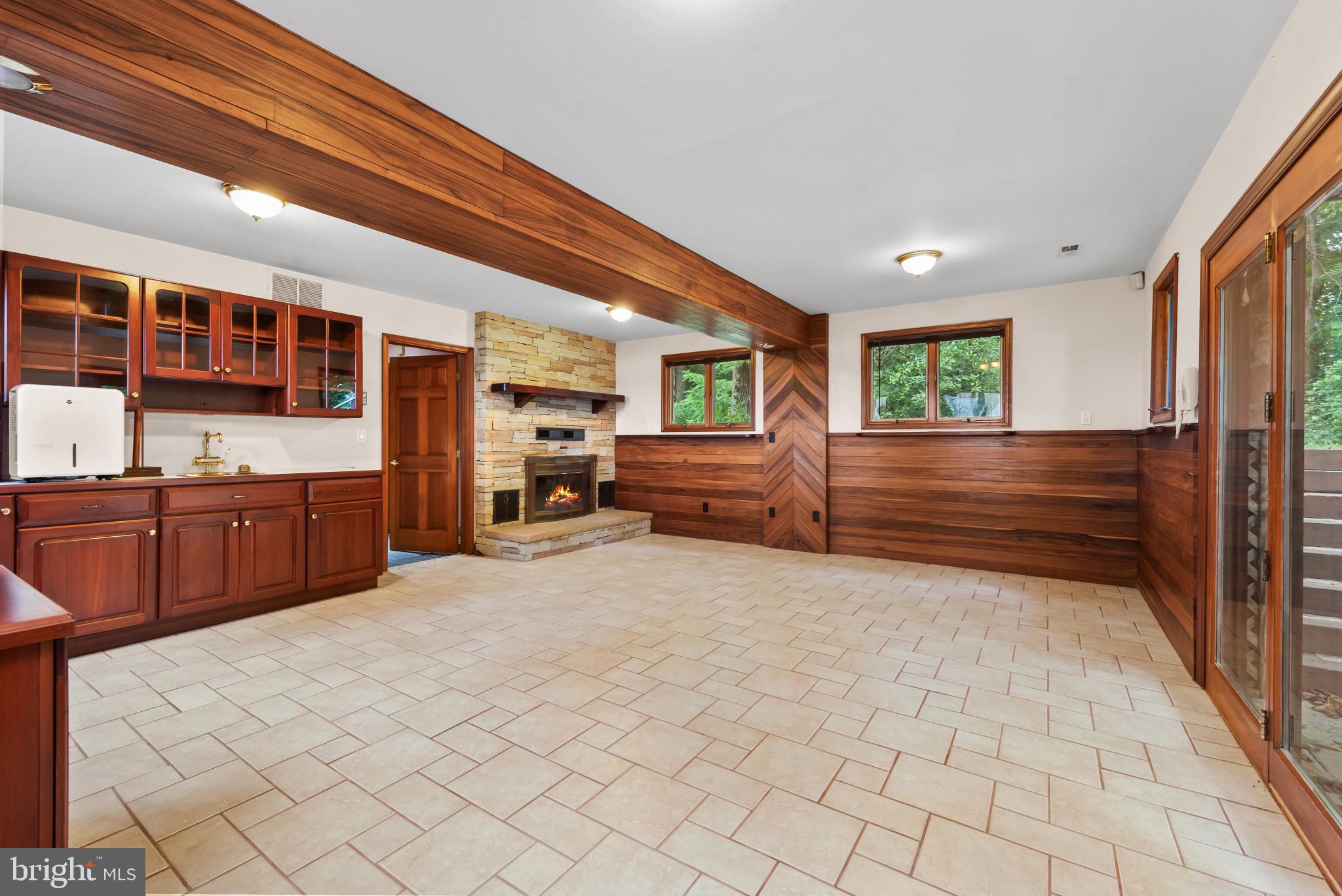 CEDARWOOD COVE - Residential