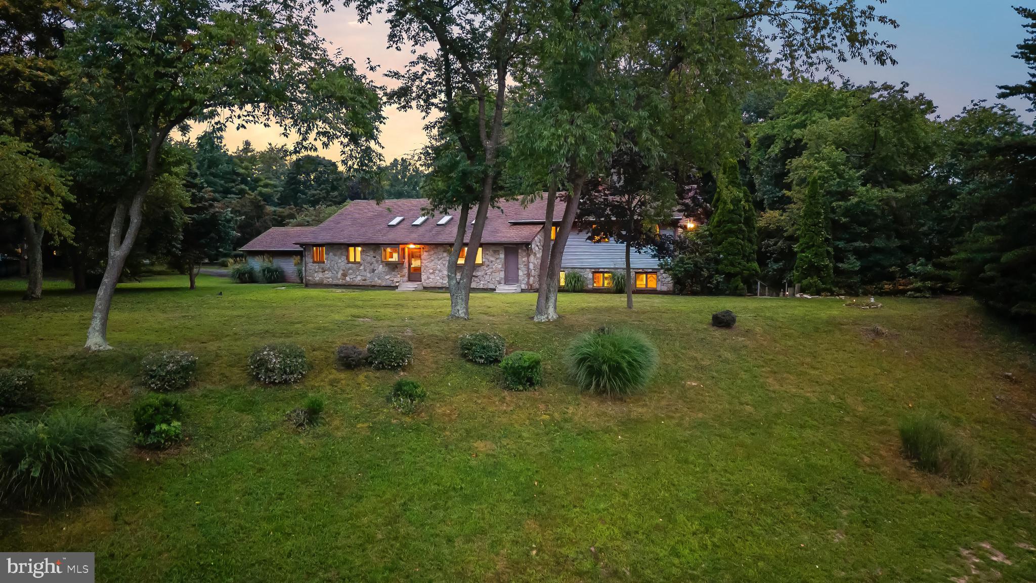 1592 MARCO DRIVE