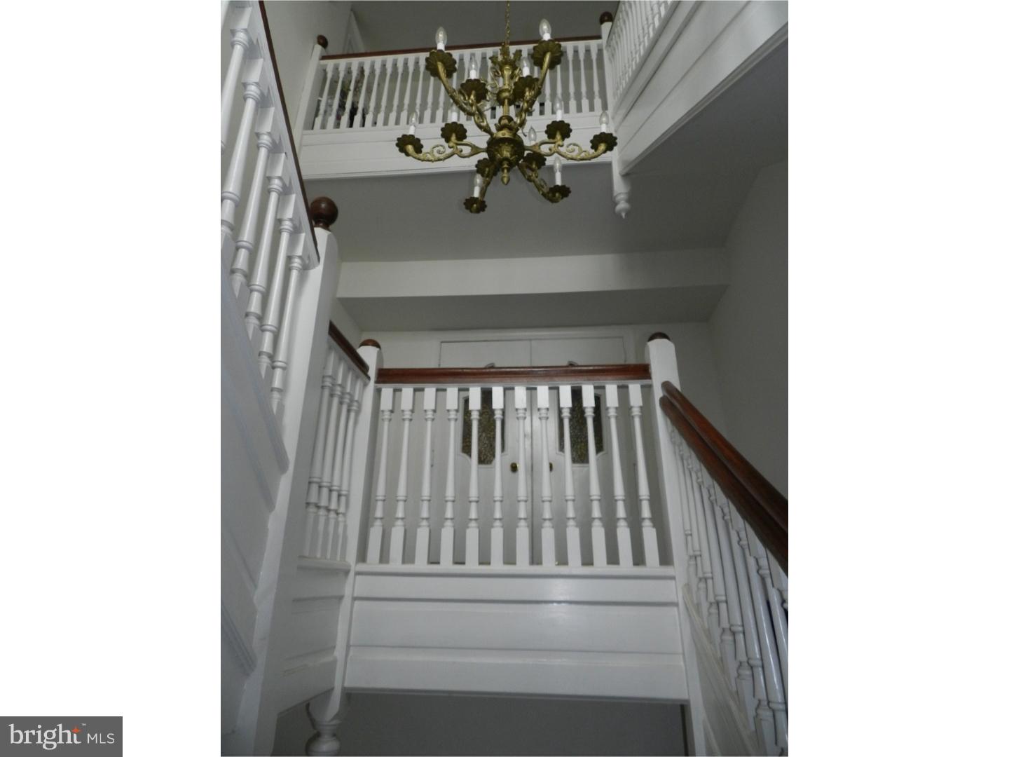 ASHWOOD - Residential Lease