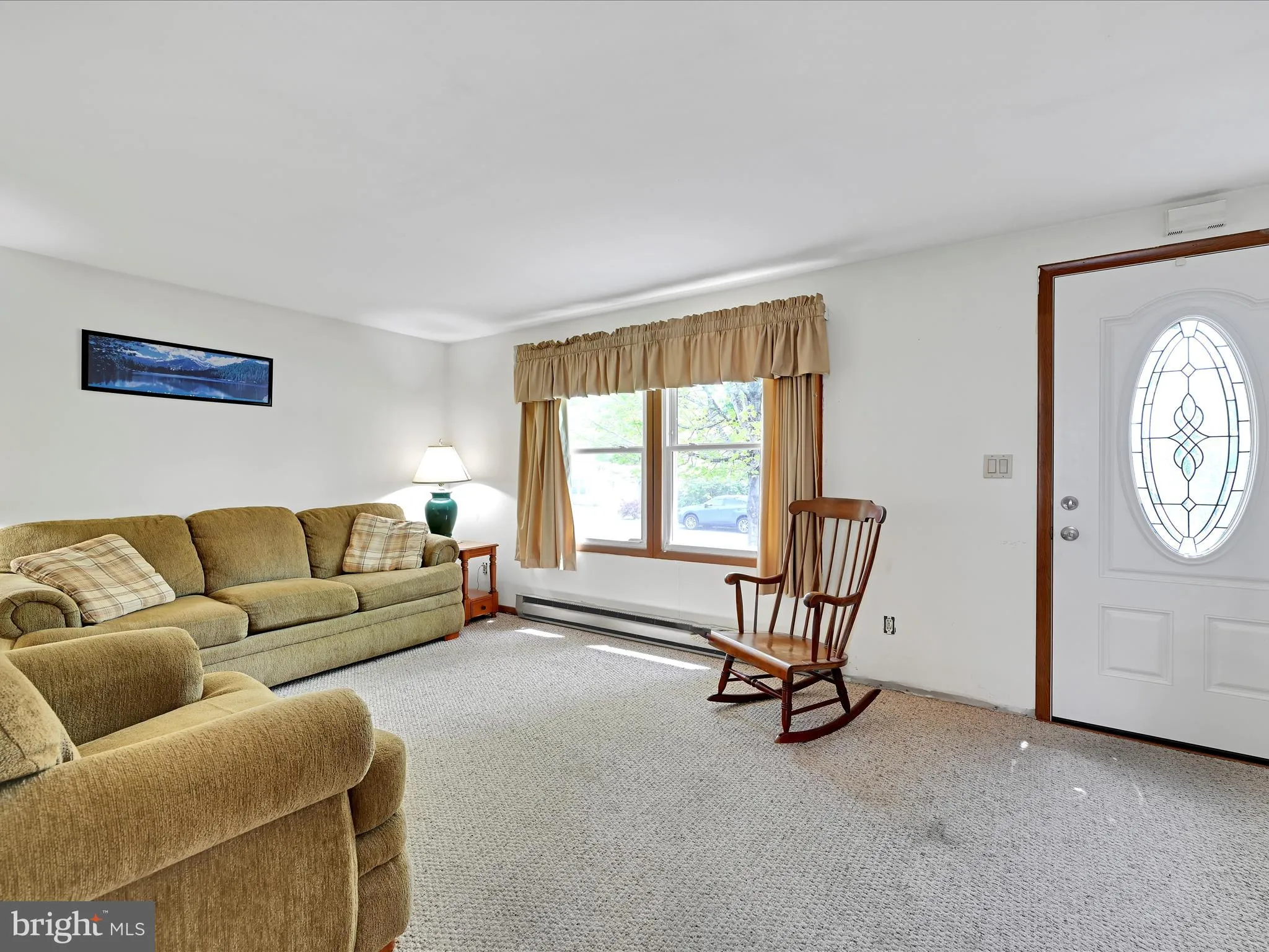 Newport, Pennsylvania 17074, United States, 3 Bedrooms Bedrooms, ,1 BathroomBathrooms,Residential,Pending,117883