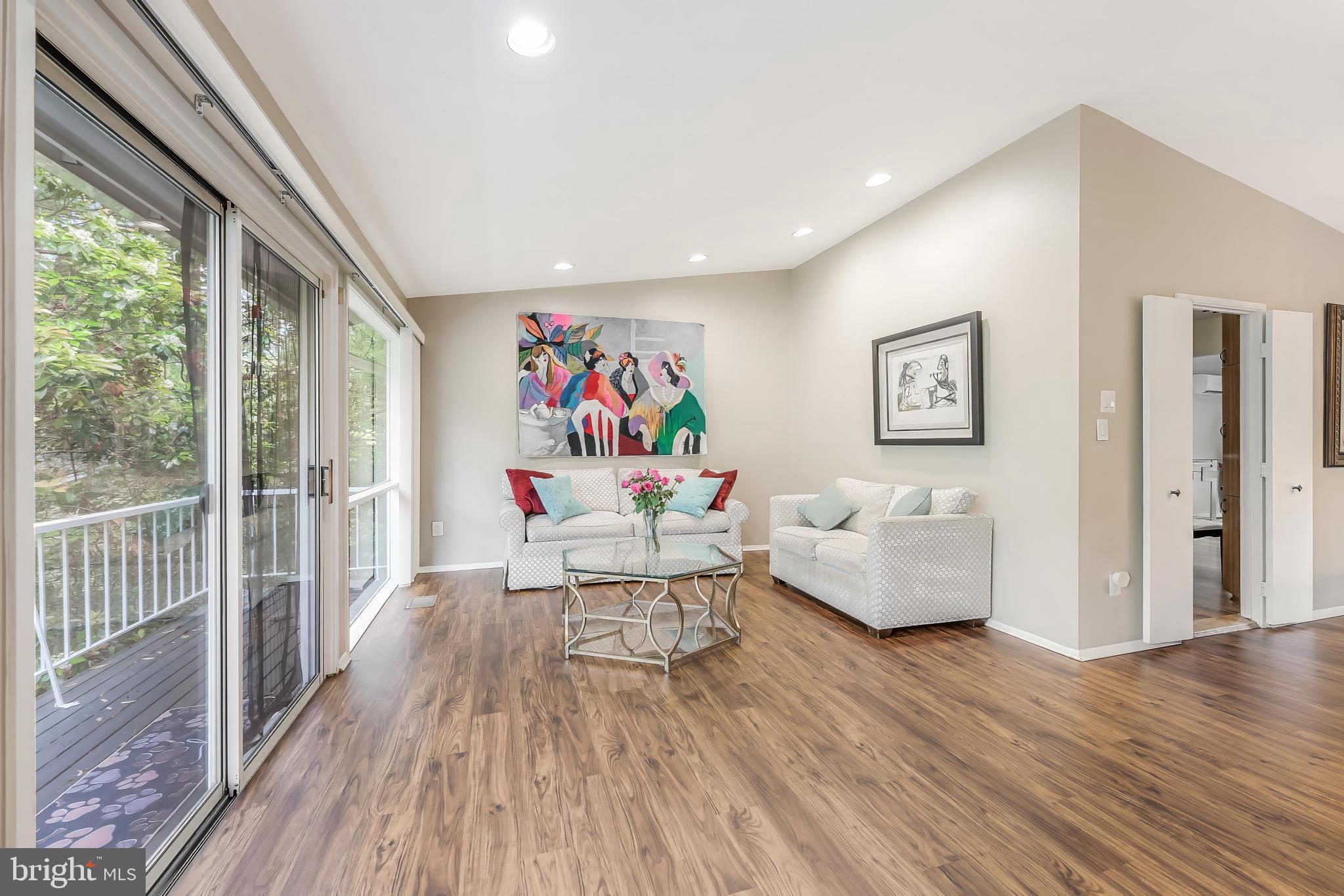 GLEN PARK - Residential