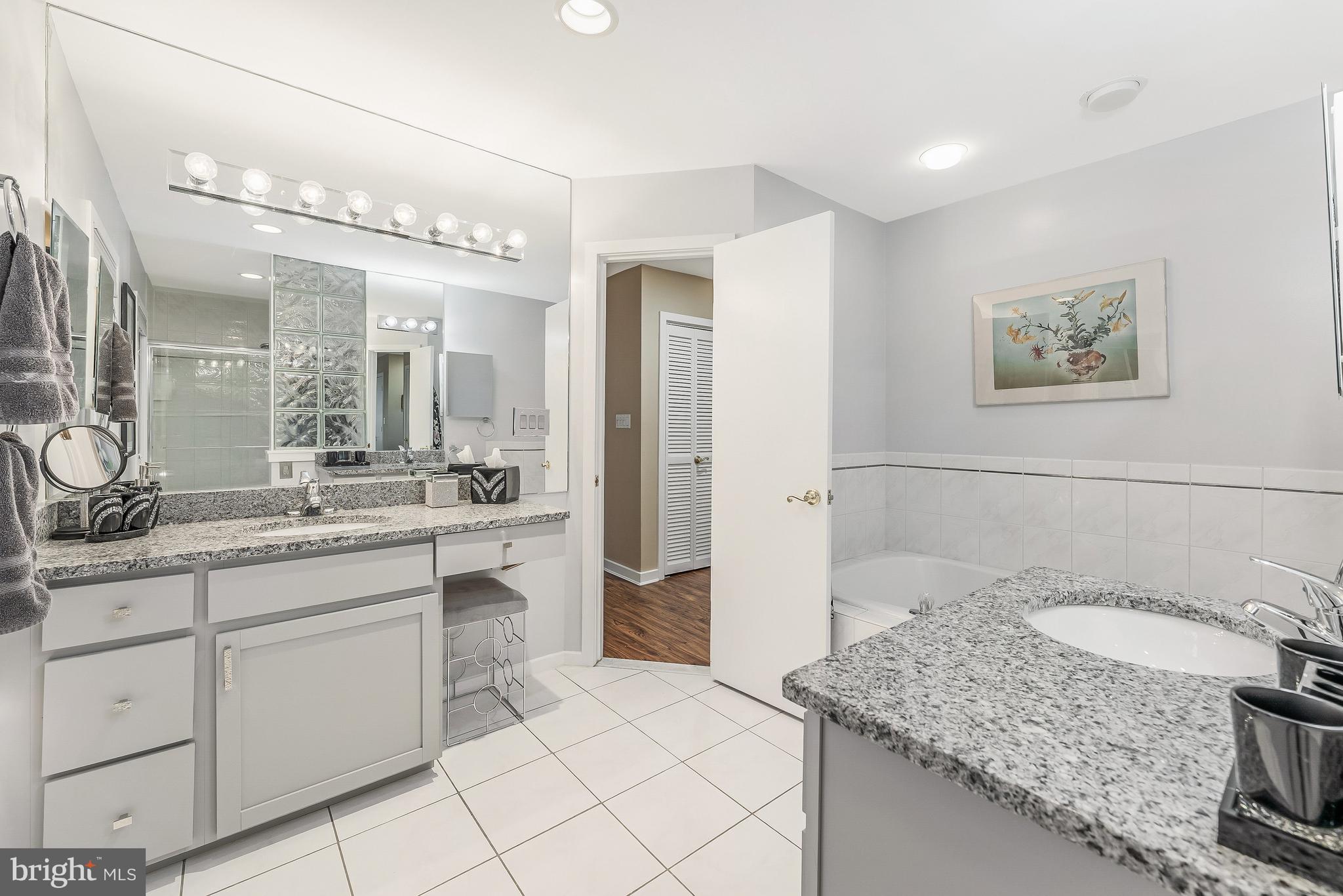 GLEN PARK - Residential