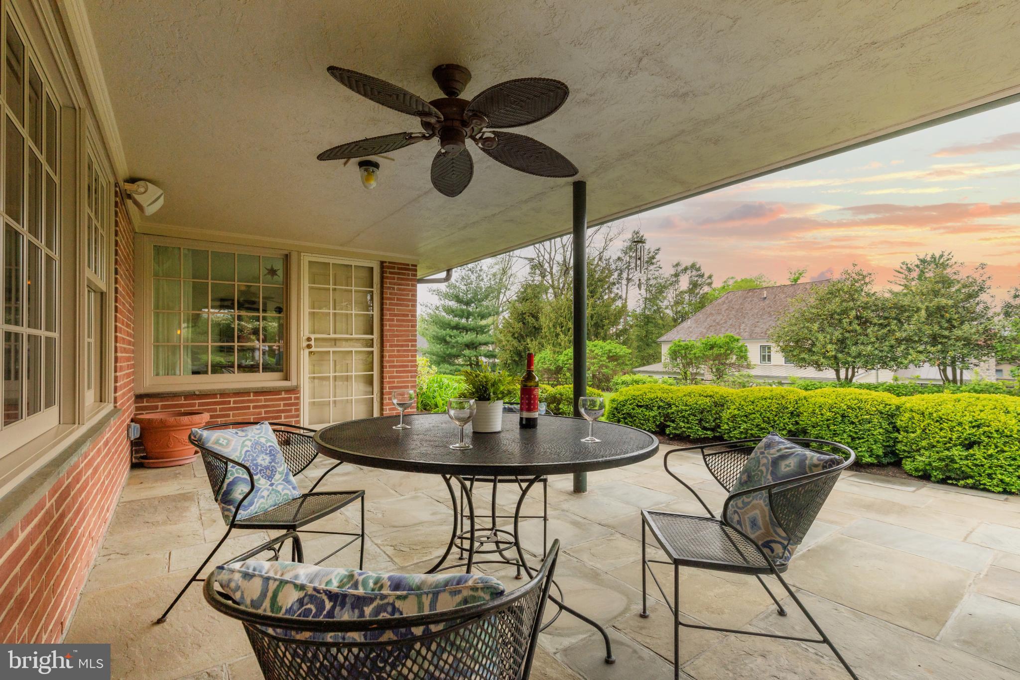 CHESTNUT HILL - Residential