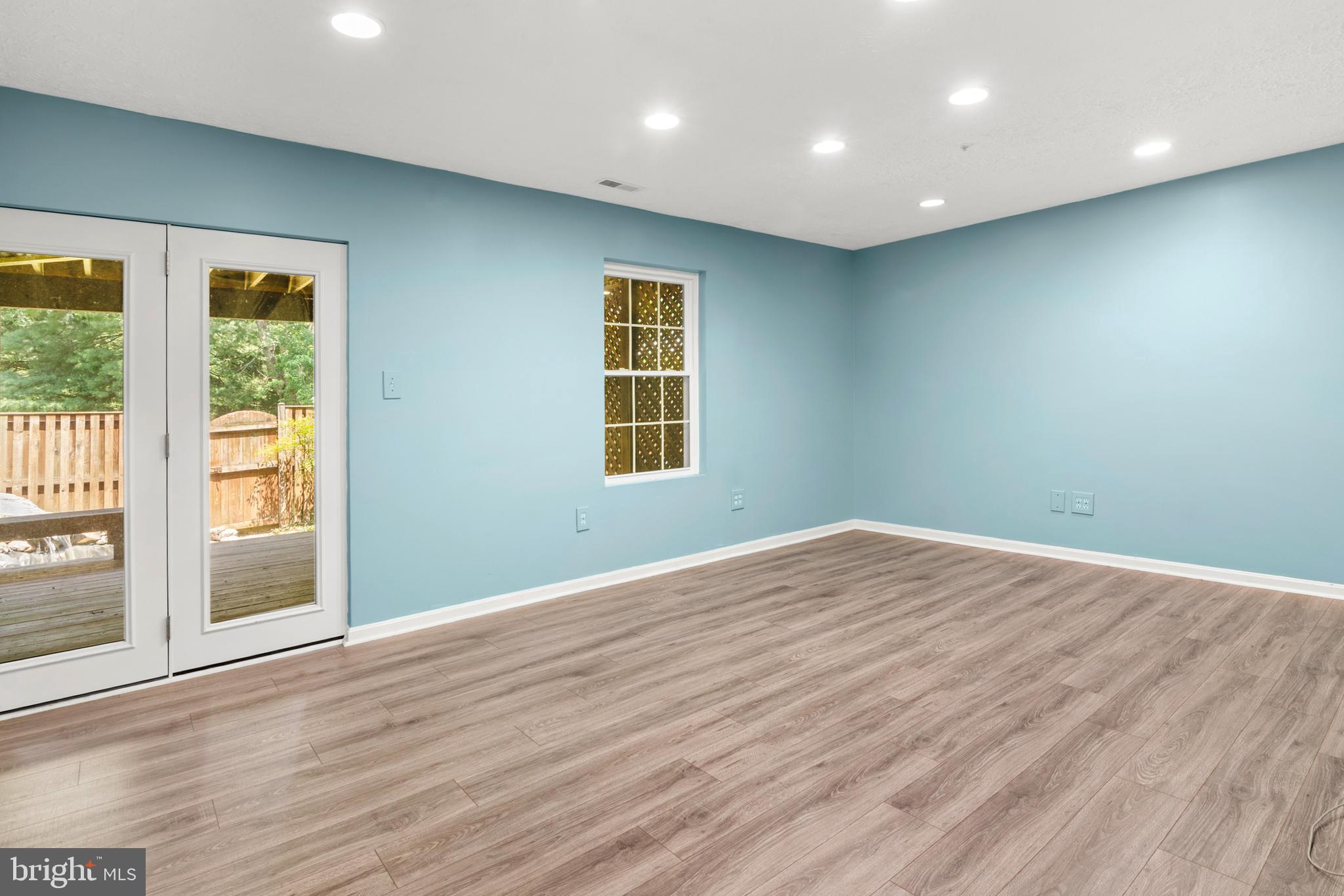 2508 SMOKETREE LANE
