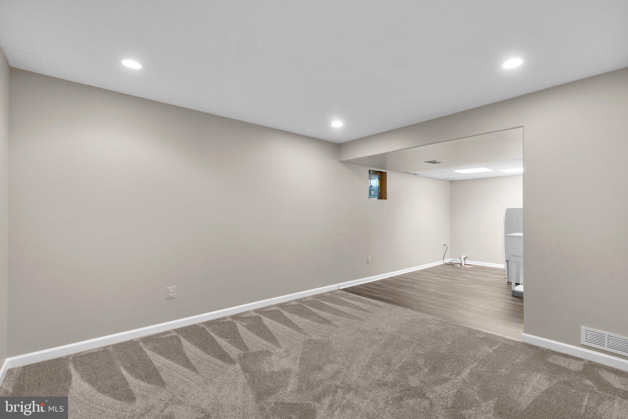 PAINTERS HILL - Residential