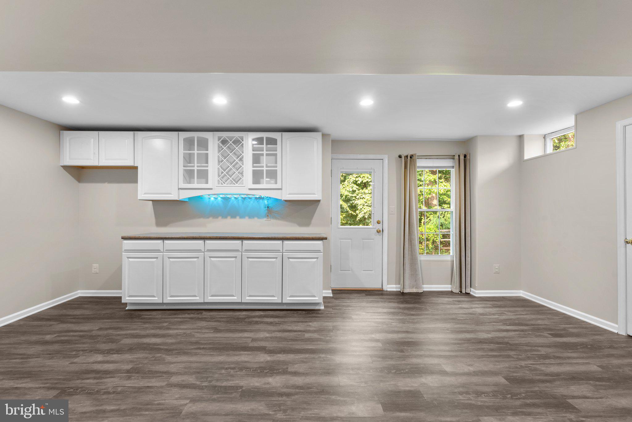 PAINTERS HILL - Residential