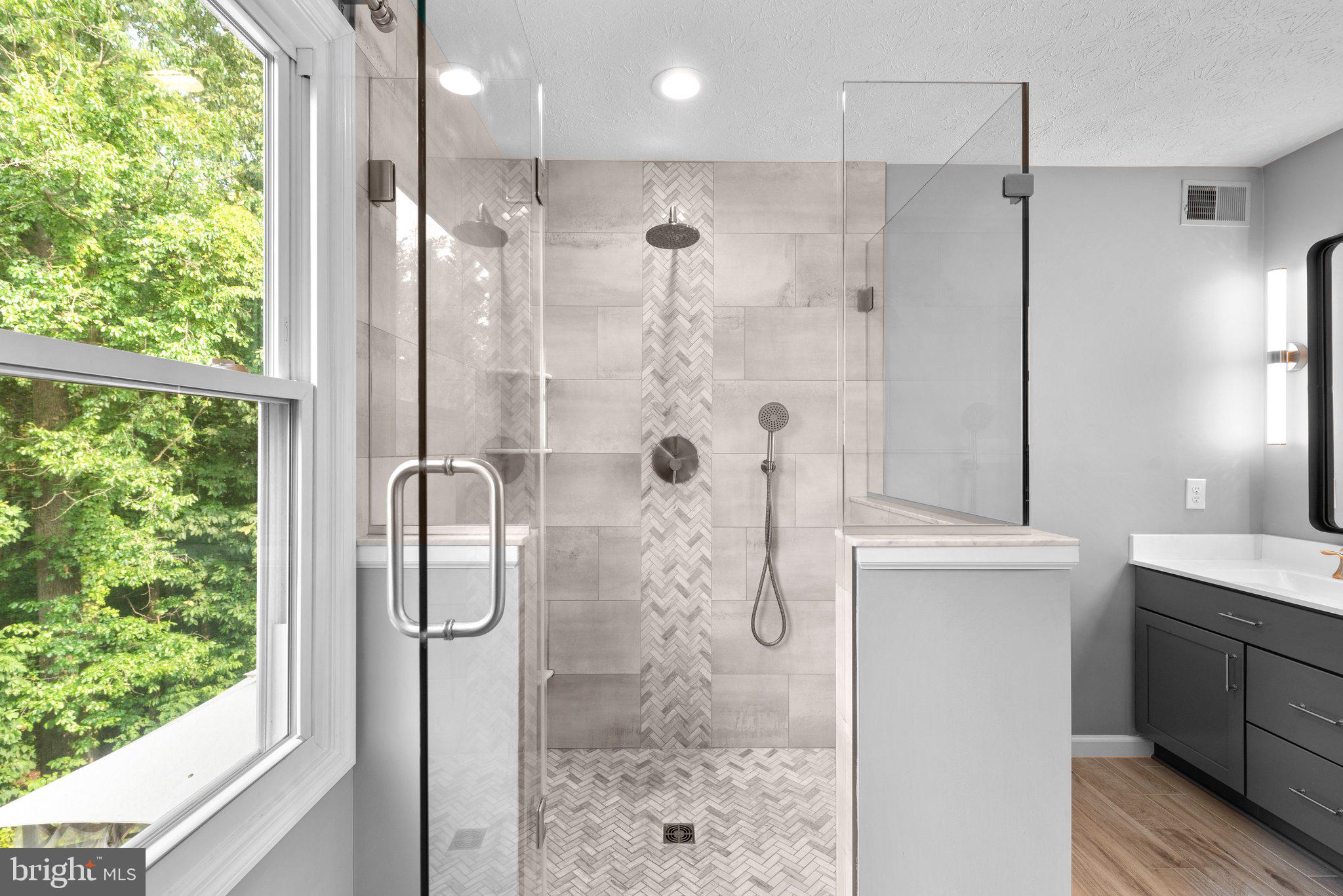 PAINTERS HILL - Residential