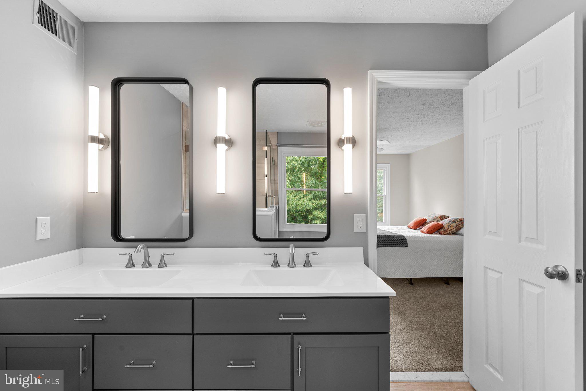 PAINTERS HILL - Residential