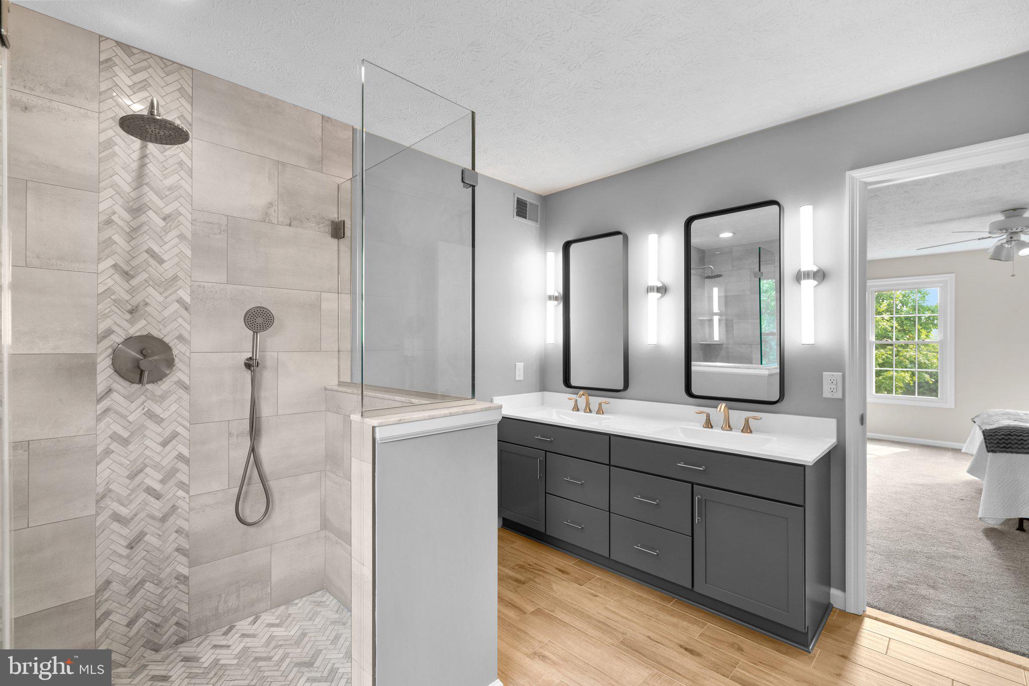 PAINTERS HILL - Residential