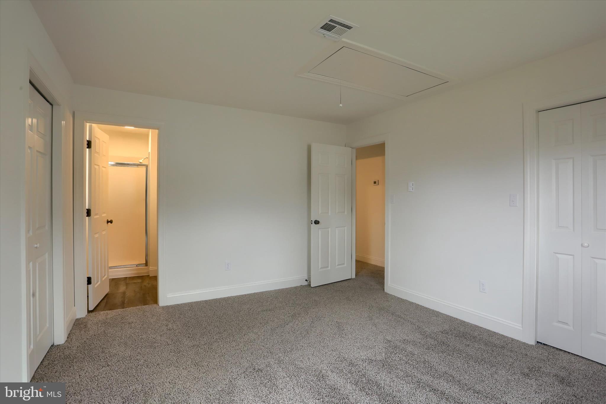 MEADOWBROOK - Residential