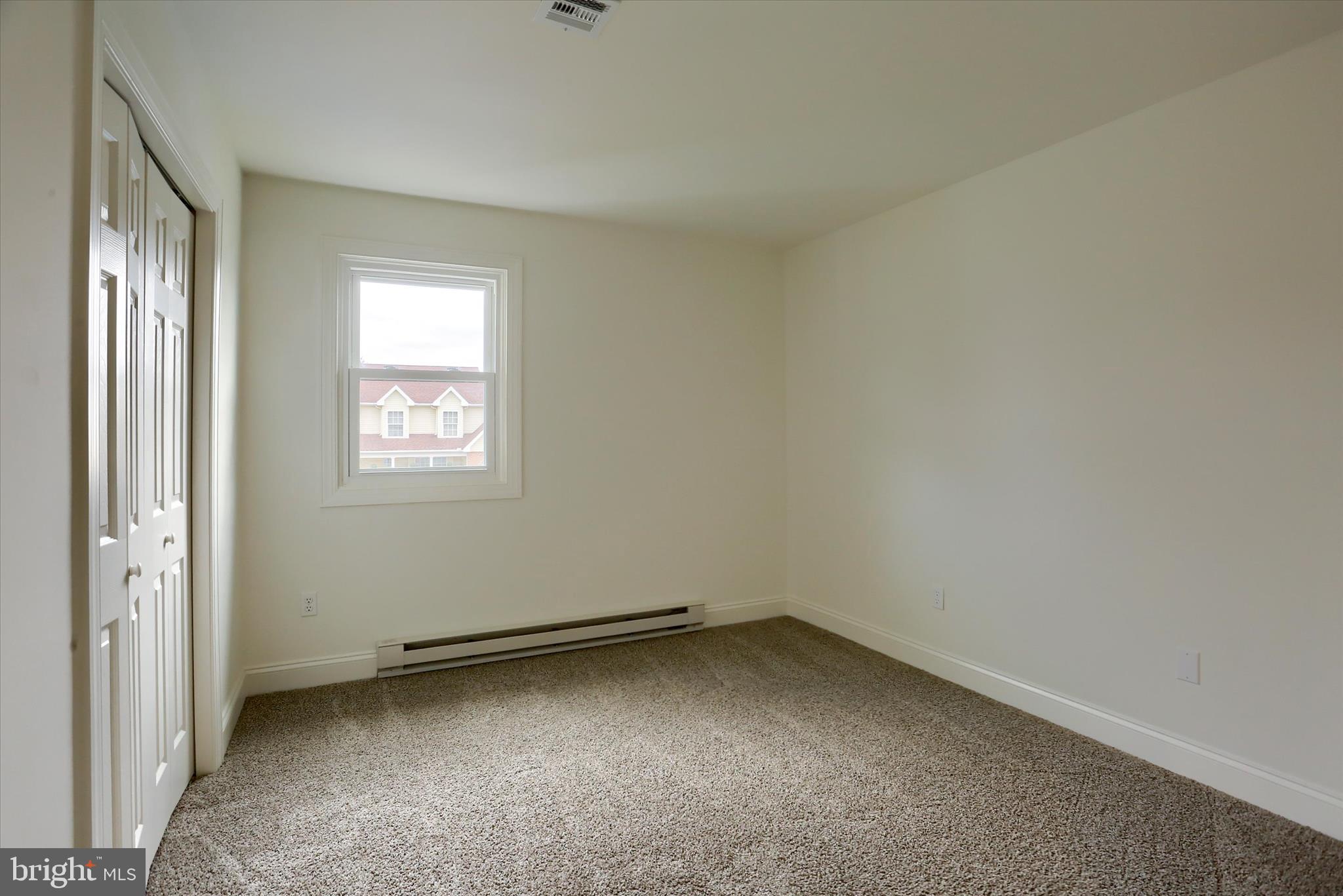 MEADOWBROOK - Residential