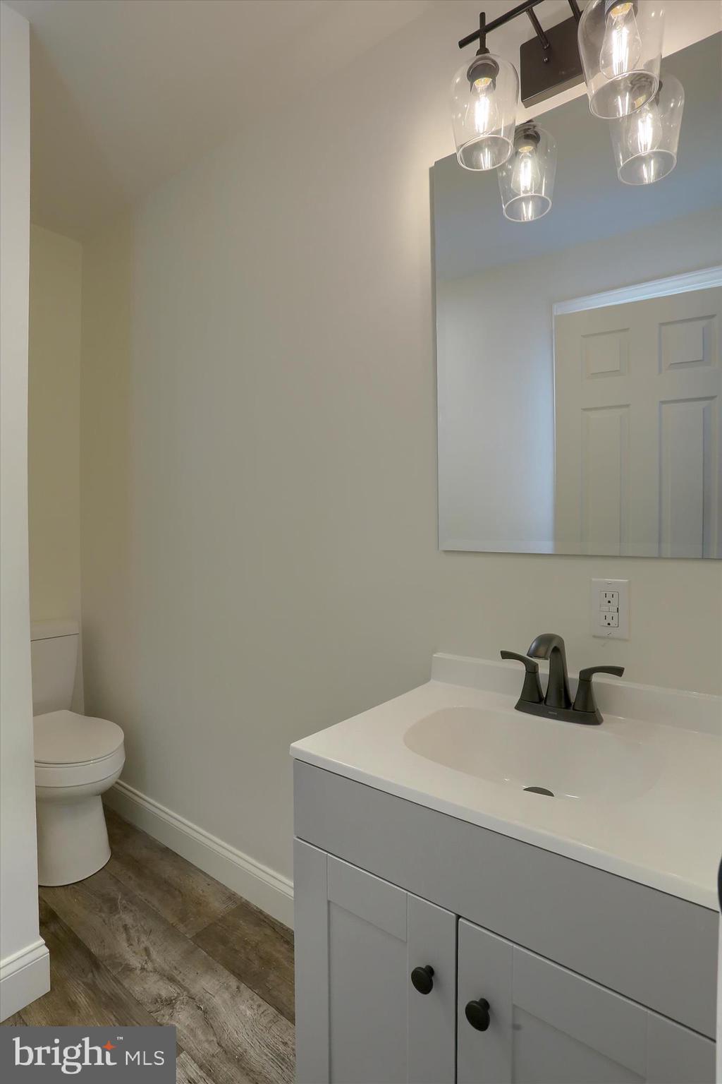 MEADOWBROOK - Residential