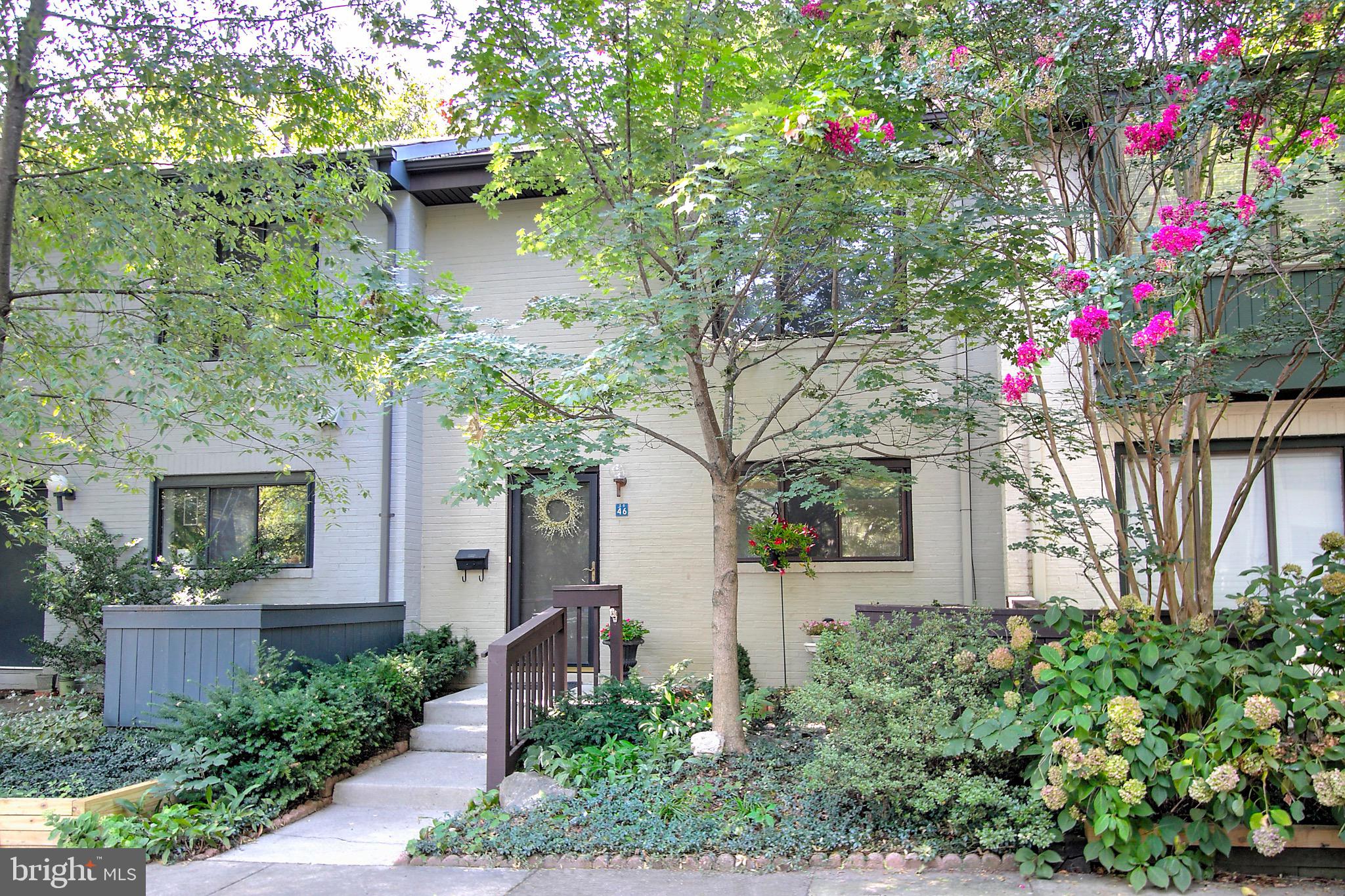 RESTON - Residential