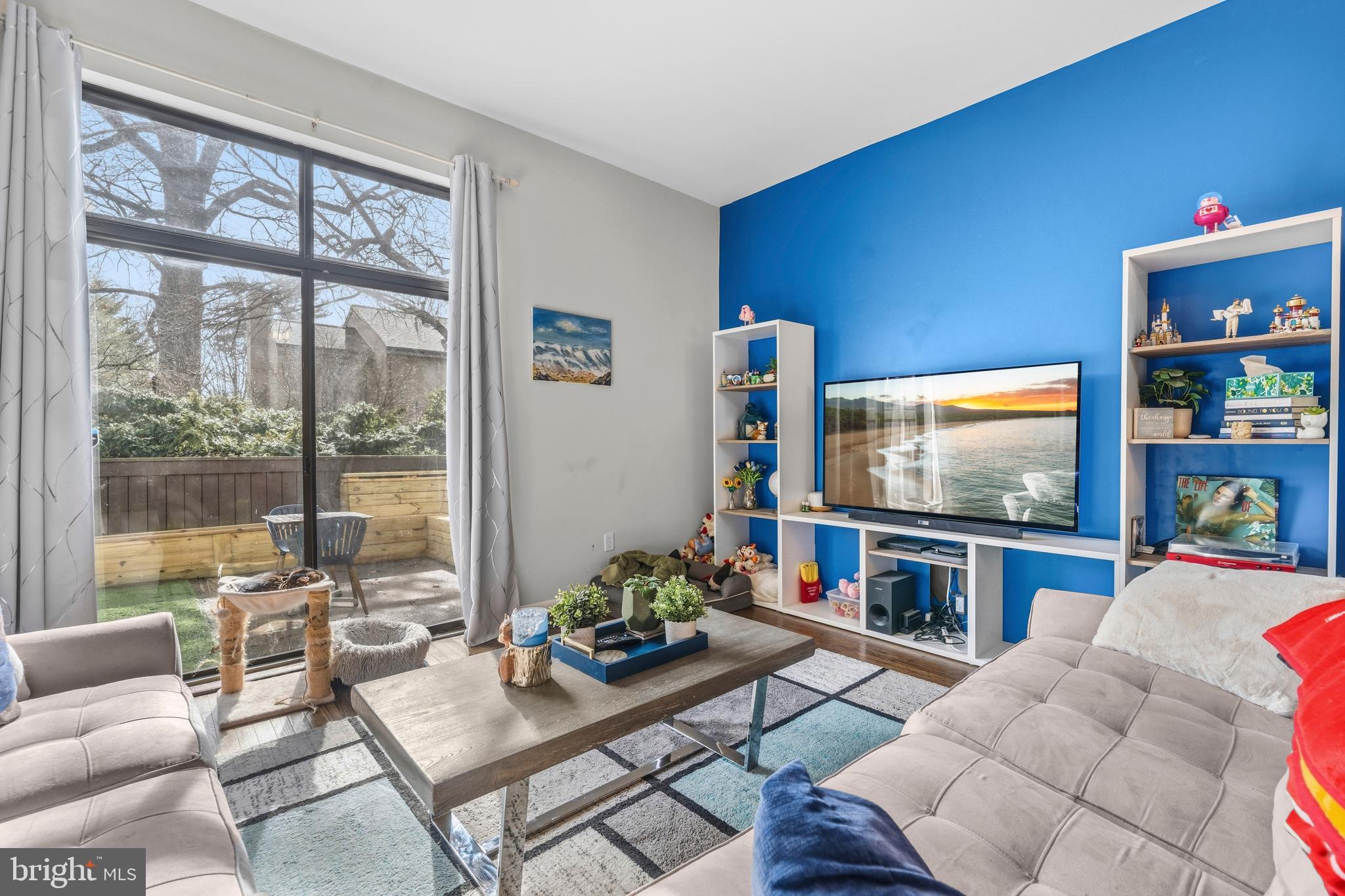 2046 GOLF COURSE DRIVE