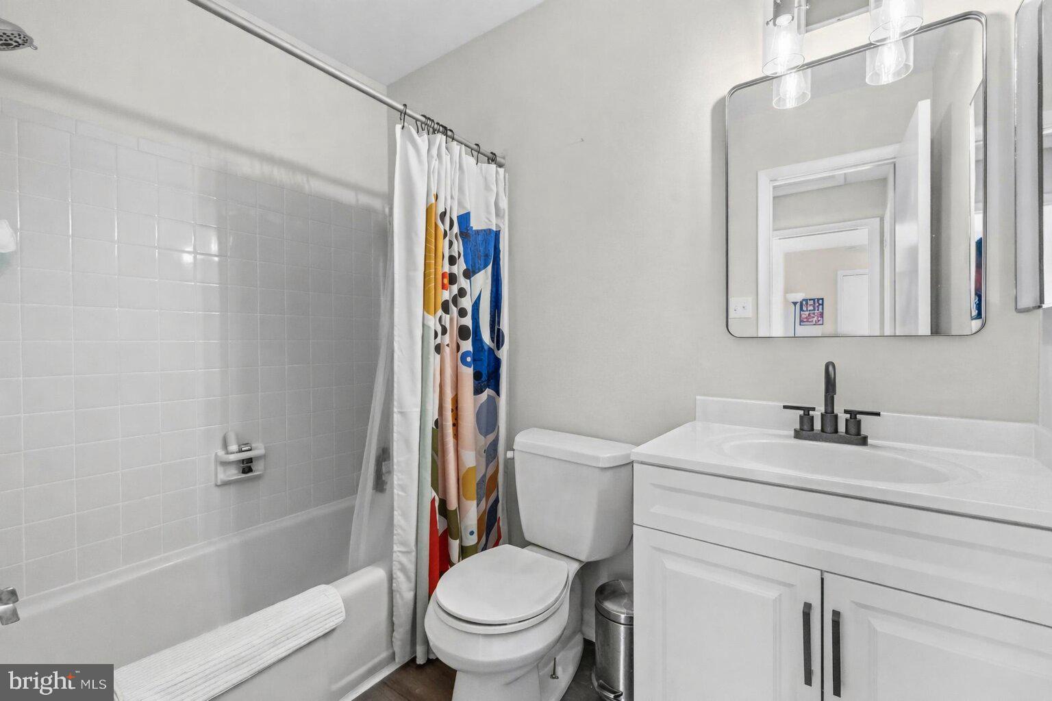 RESTON - Residential