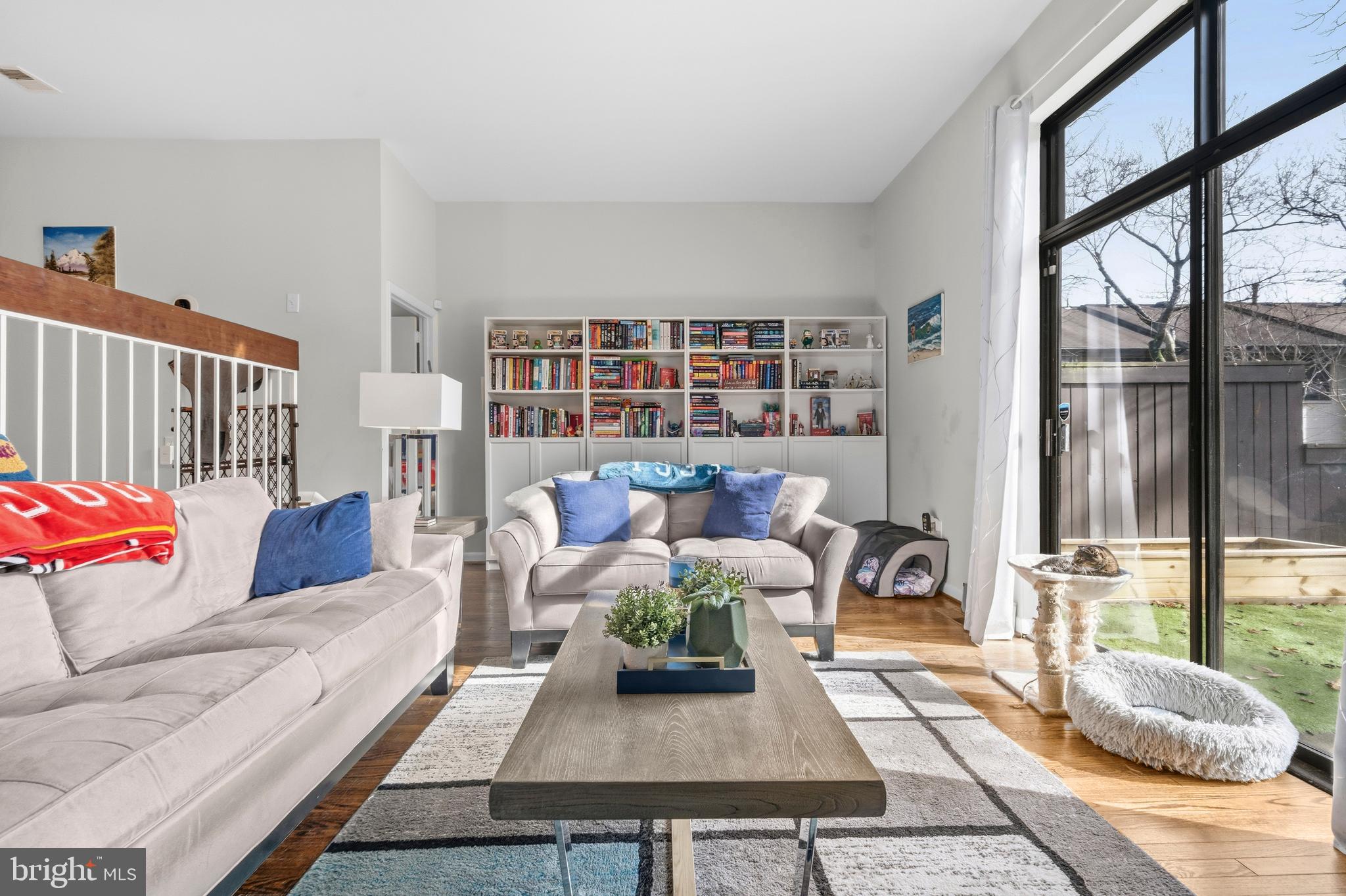 2046 GOLF COURSE DRIVE