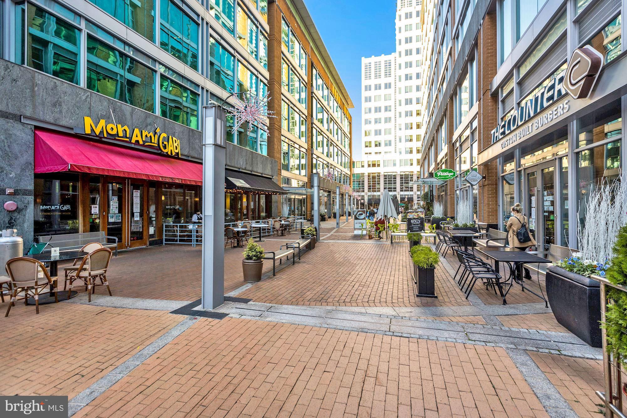 RESTON - Residential