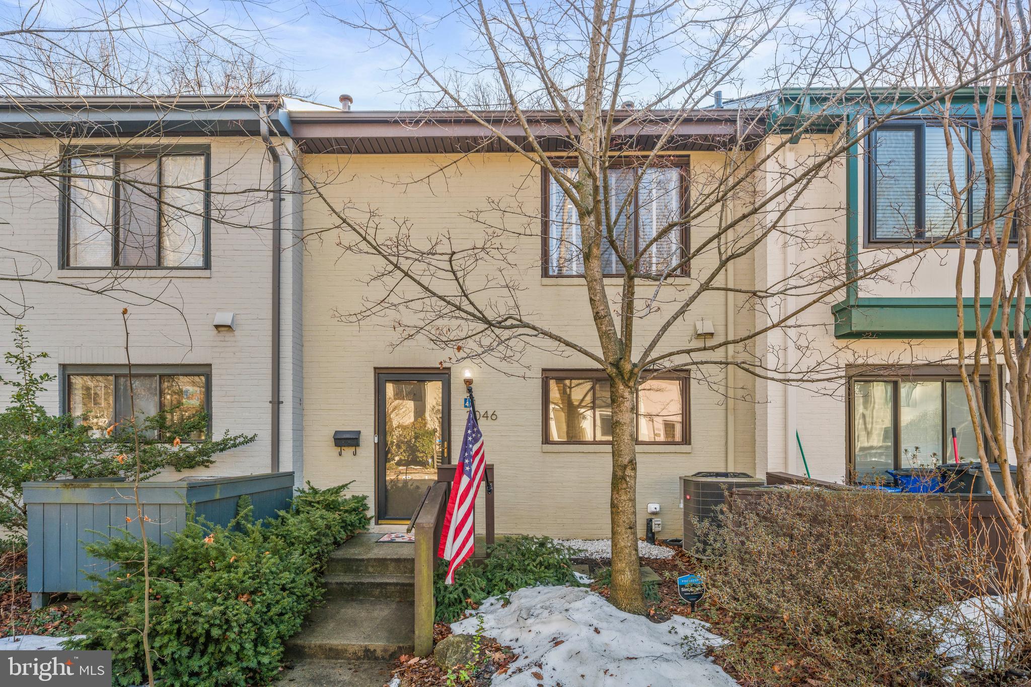 RESTON - Residential