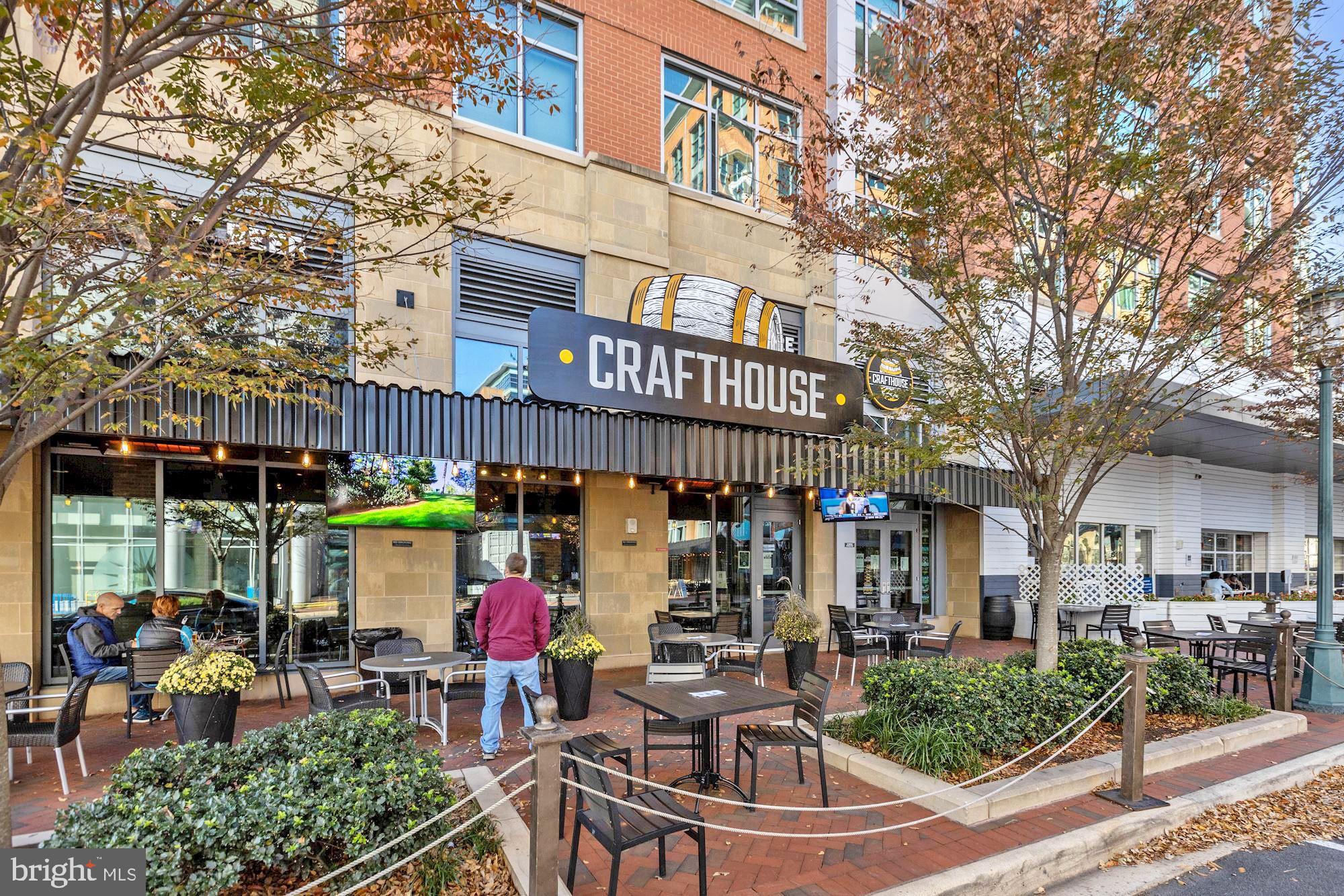 RESTON - Residential