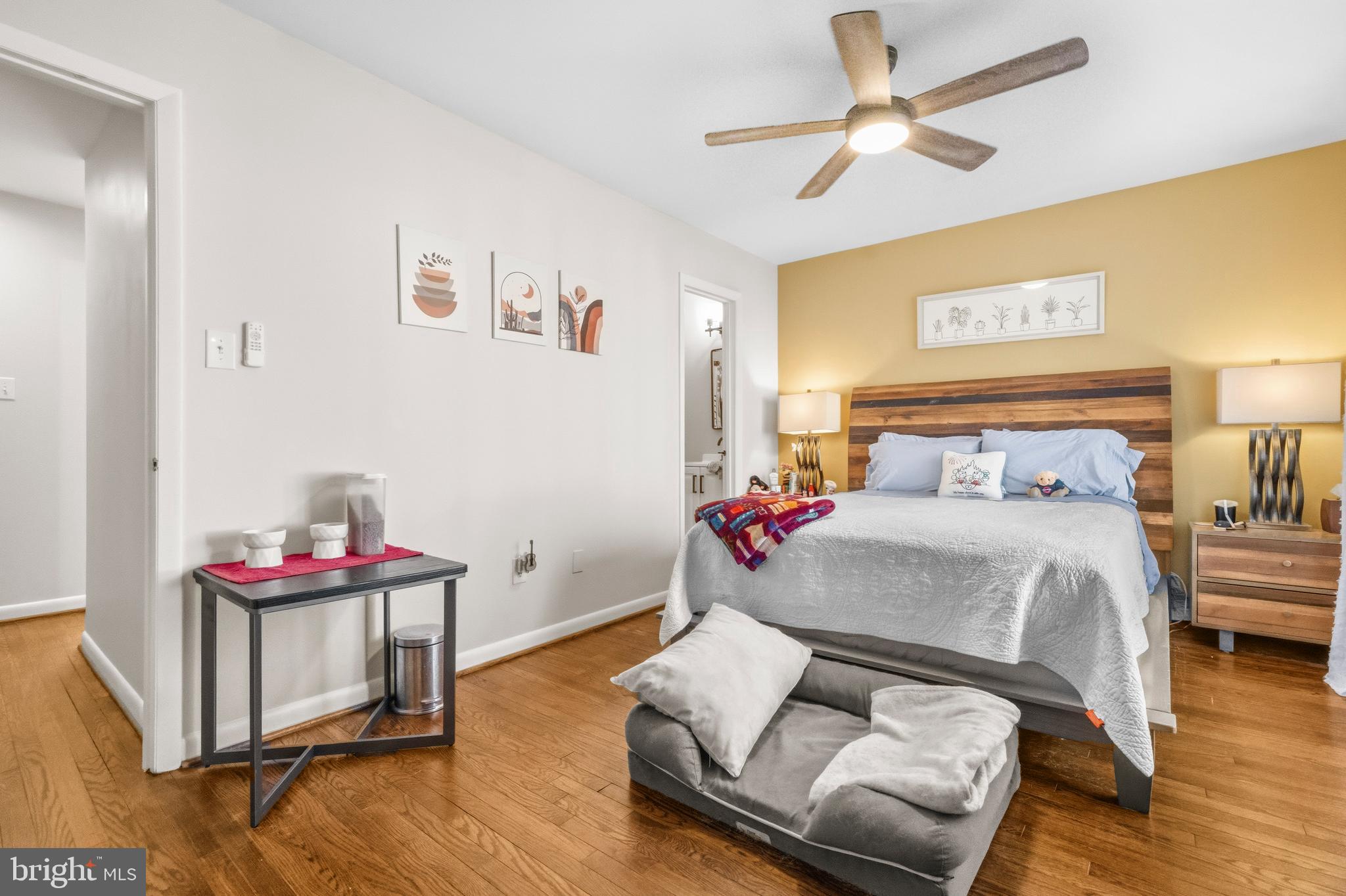 RESTON - Residential