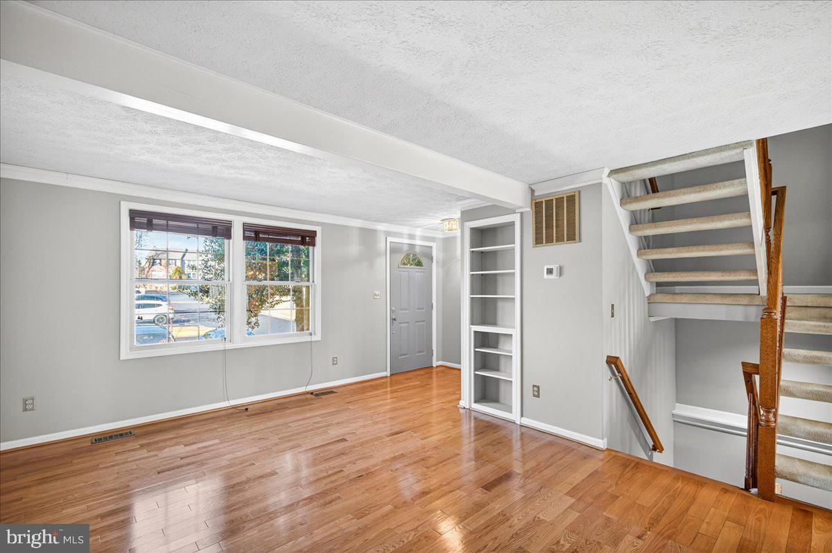 HOLLYMEAD - Residential