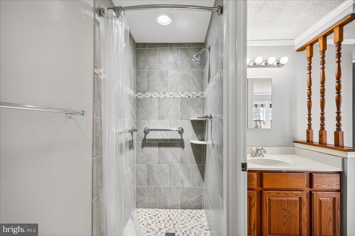 HOLLYMEAD - Residential