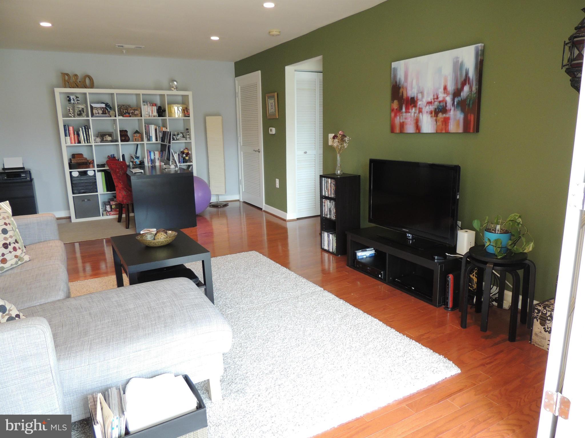 WEST VILLAGE OF SHIRLINGTON - Residential Lease