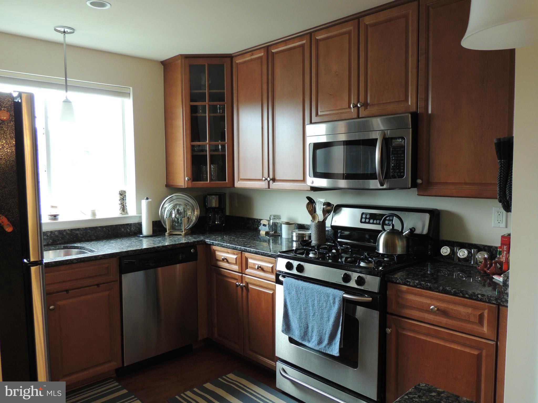 WEST VILLAGE OF SHIRLINGTON - Residential Lease