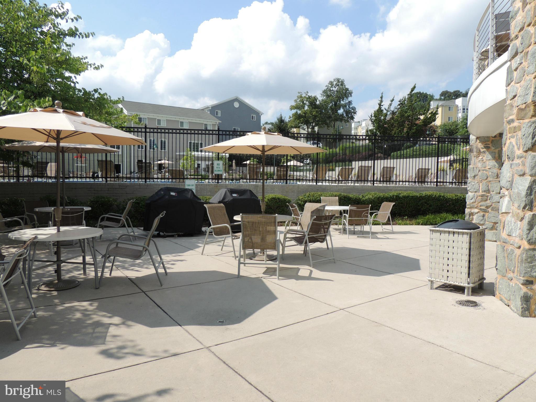 WEST VILLAGE OF SHIRLINGTON - Residential Lease