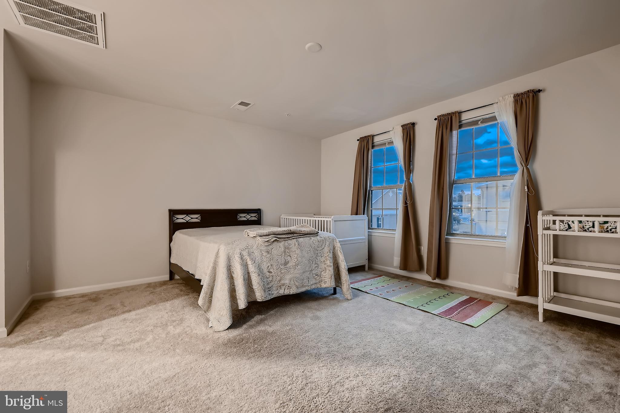 OLDHAM CROSSING - Residential