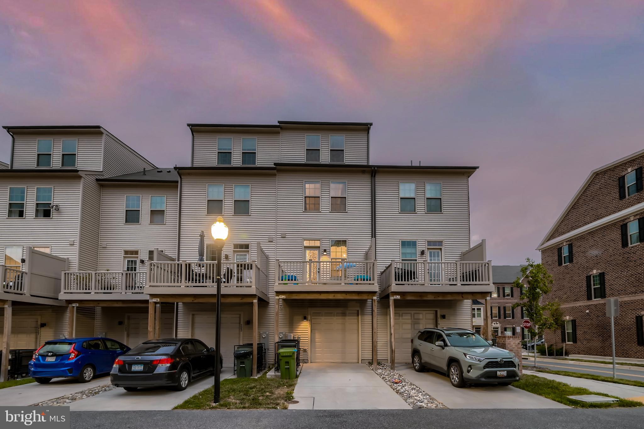 OLDHAM CROSSING - Residential