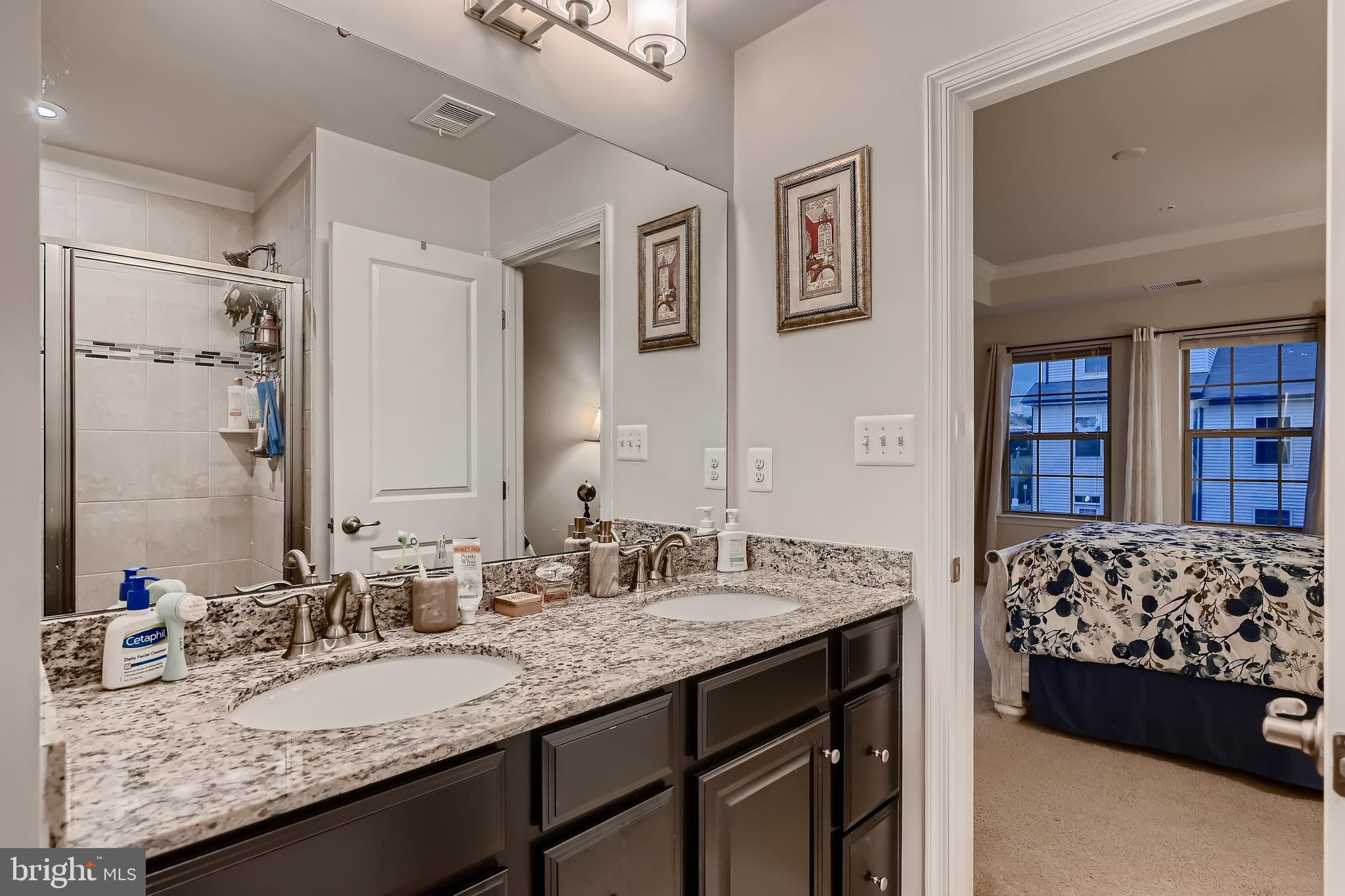 OLDHAM CROSSING - Residential