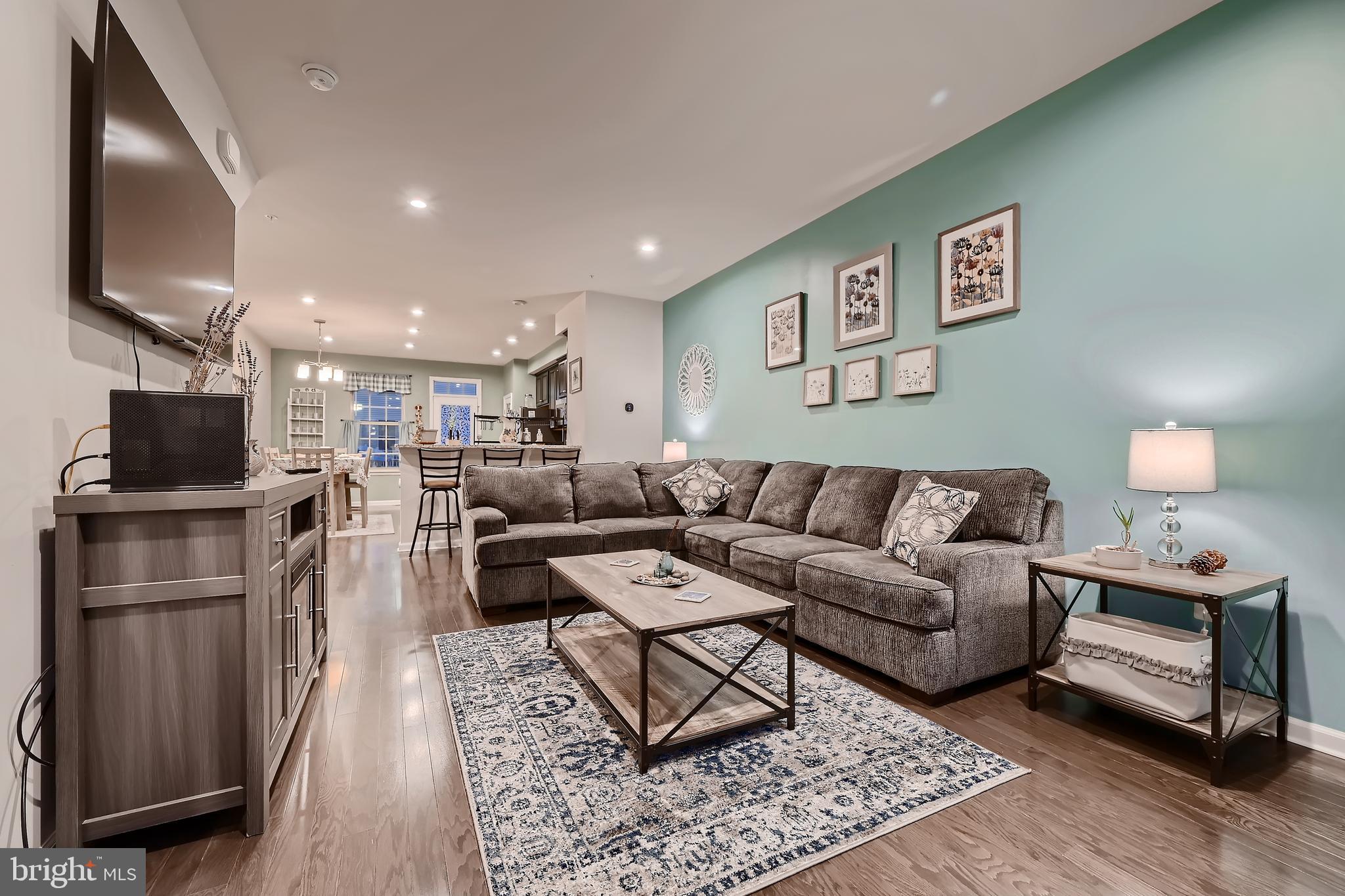 OLDHAM CROSSING - Residential