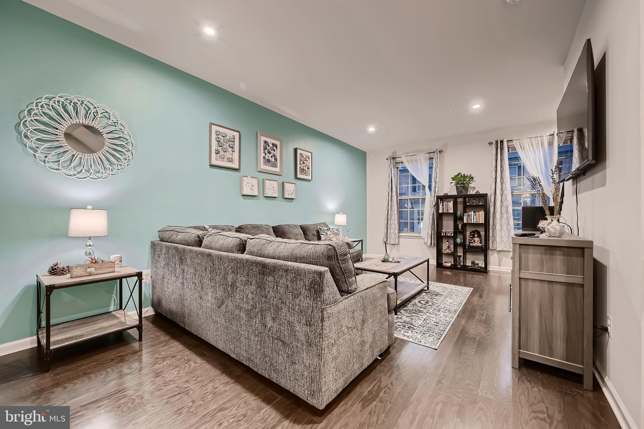 OLDHAM CROSSING - Residential