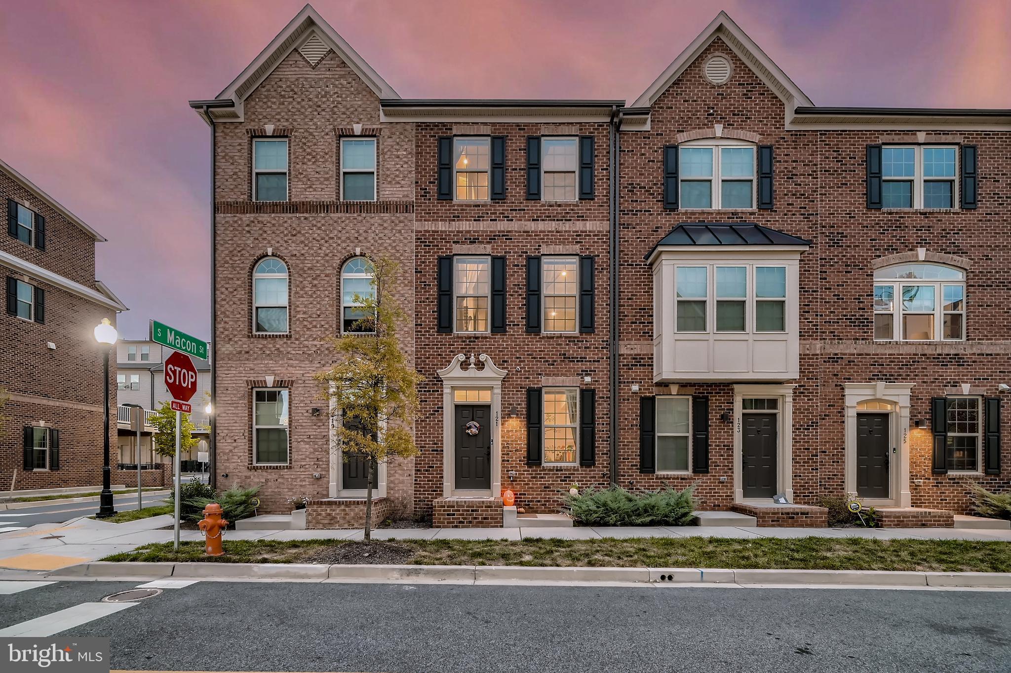 OLDHAM CROSSING - Residential