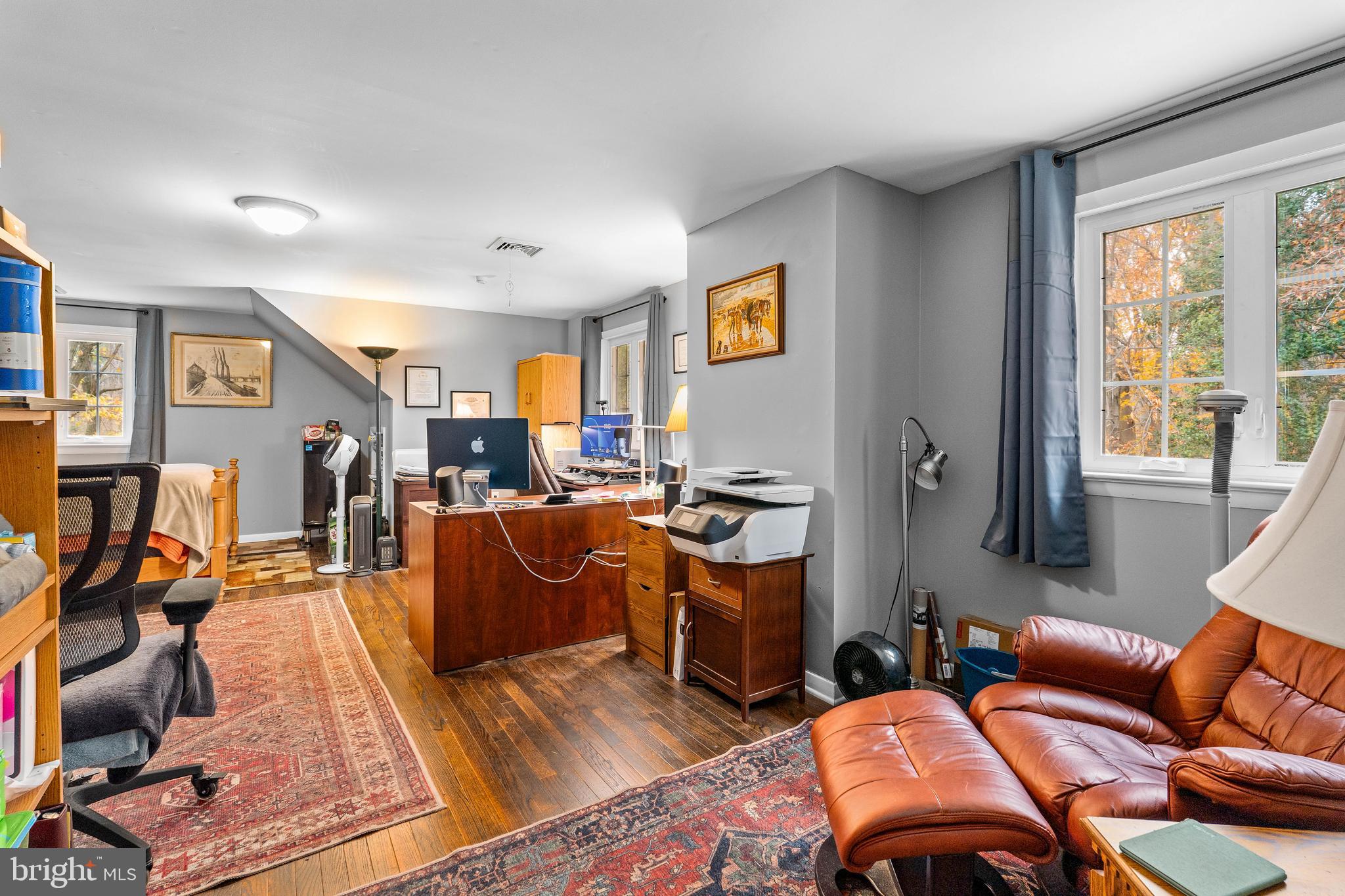 NORTH HILLS - Residential