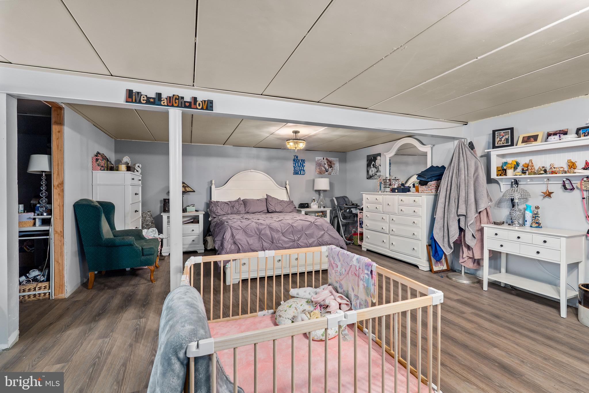 NORTH HILLS - Residential