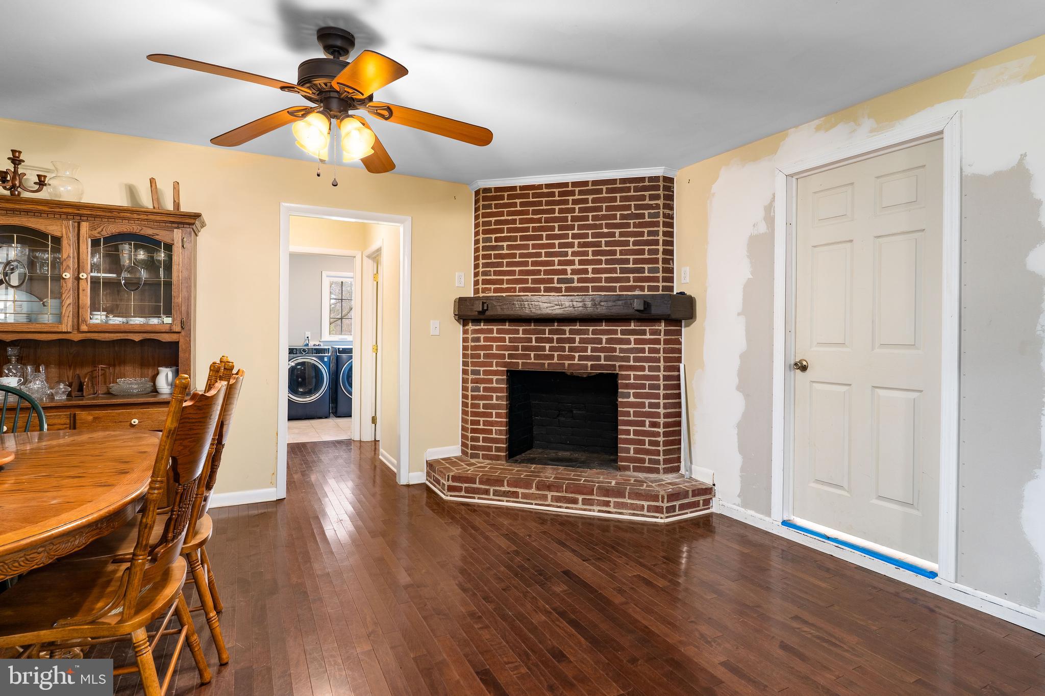 NORTH HILLS - Residential