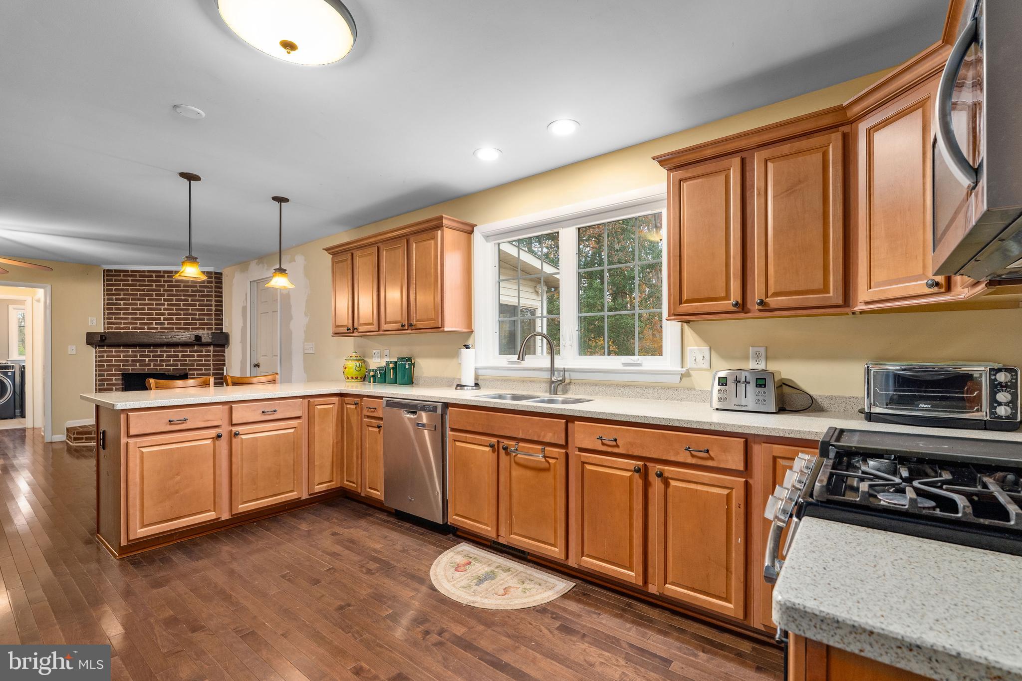 NORTH HILLS - Residential