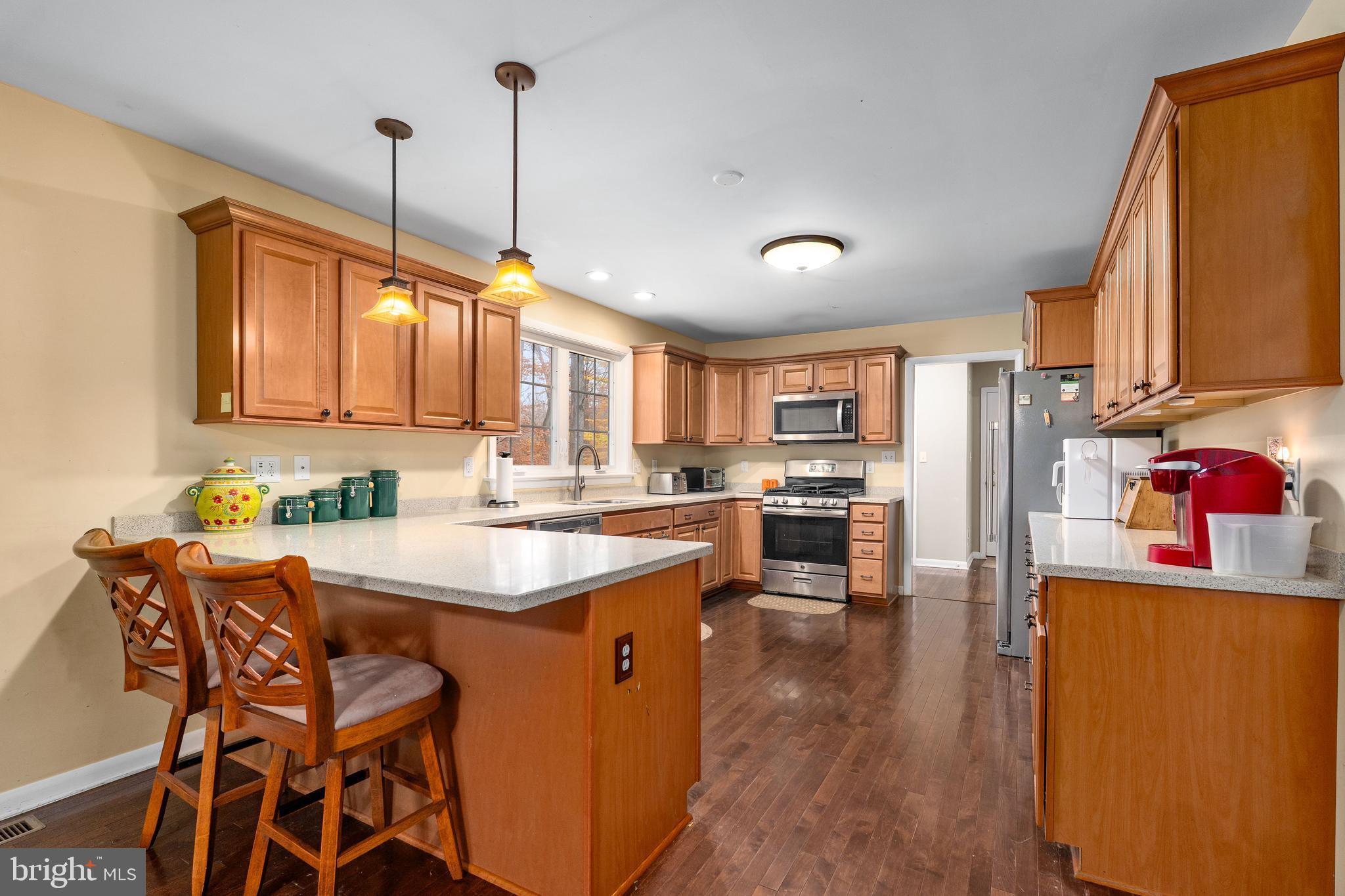 NORTH HILLS - Residential