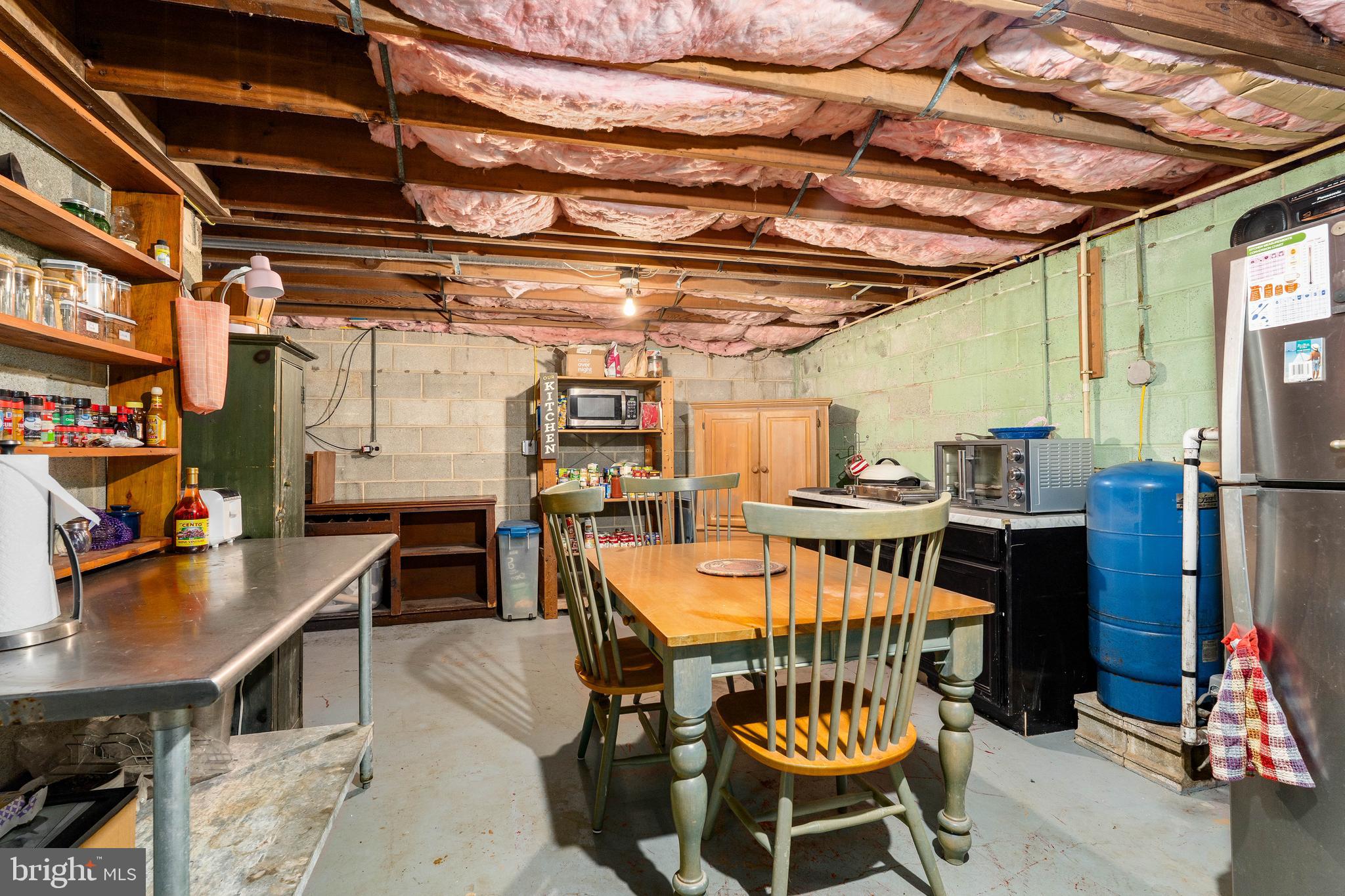 NORTH HILLS - Residential