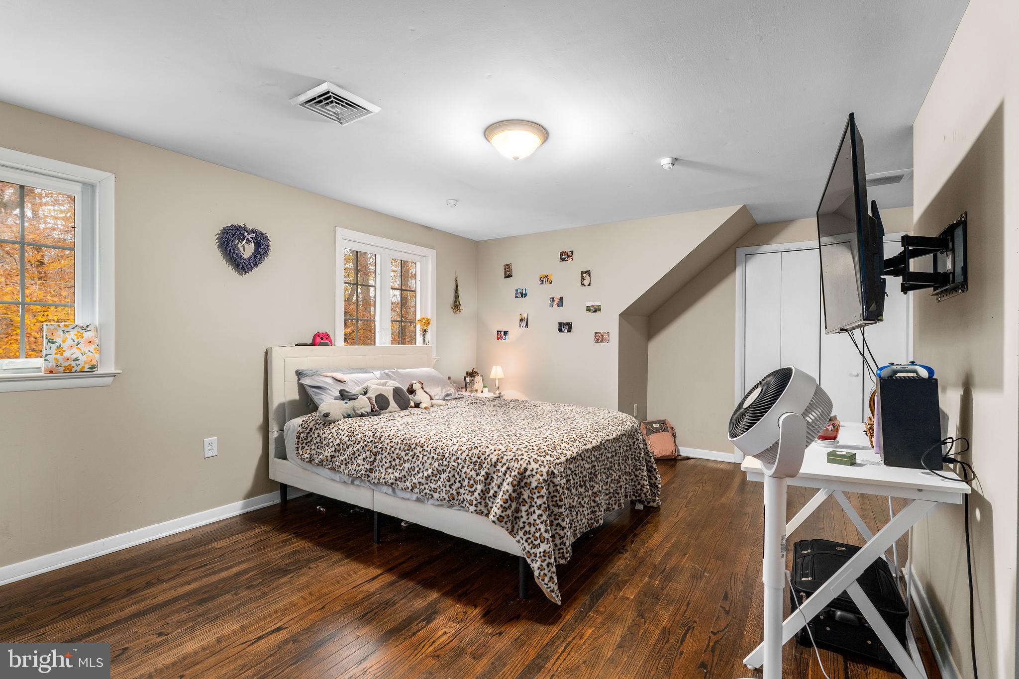 NORTH HILLS - Residential