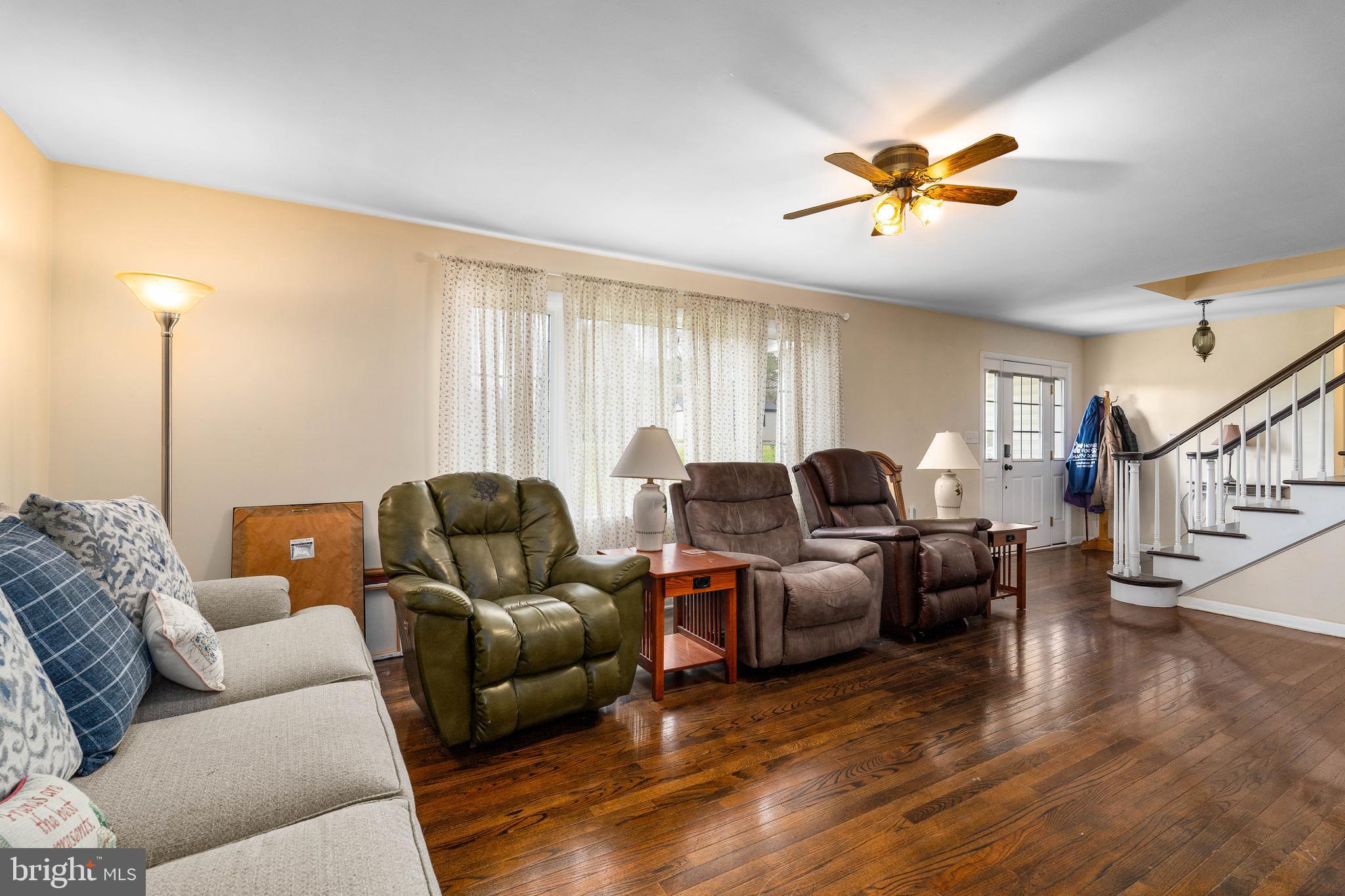 NORTH HILLS - Residential