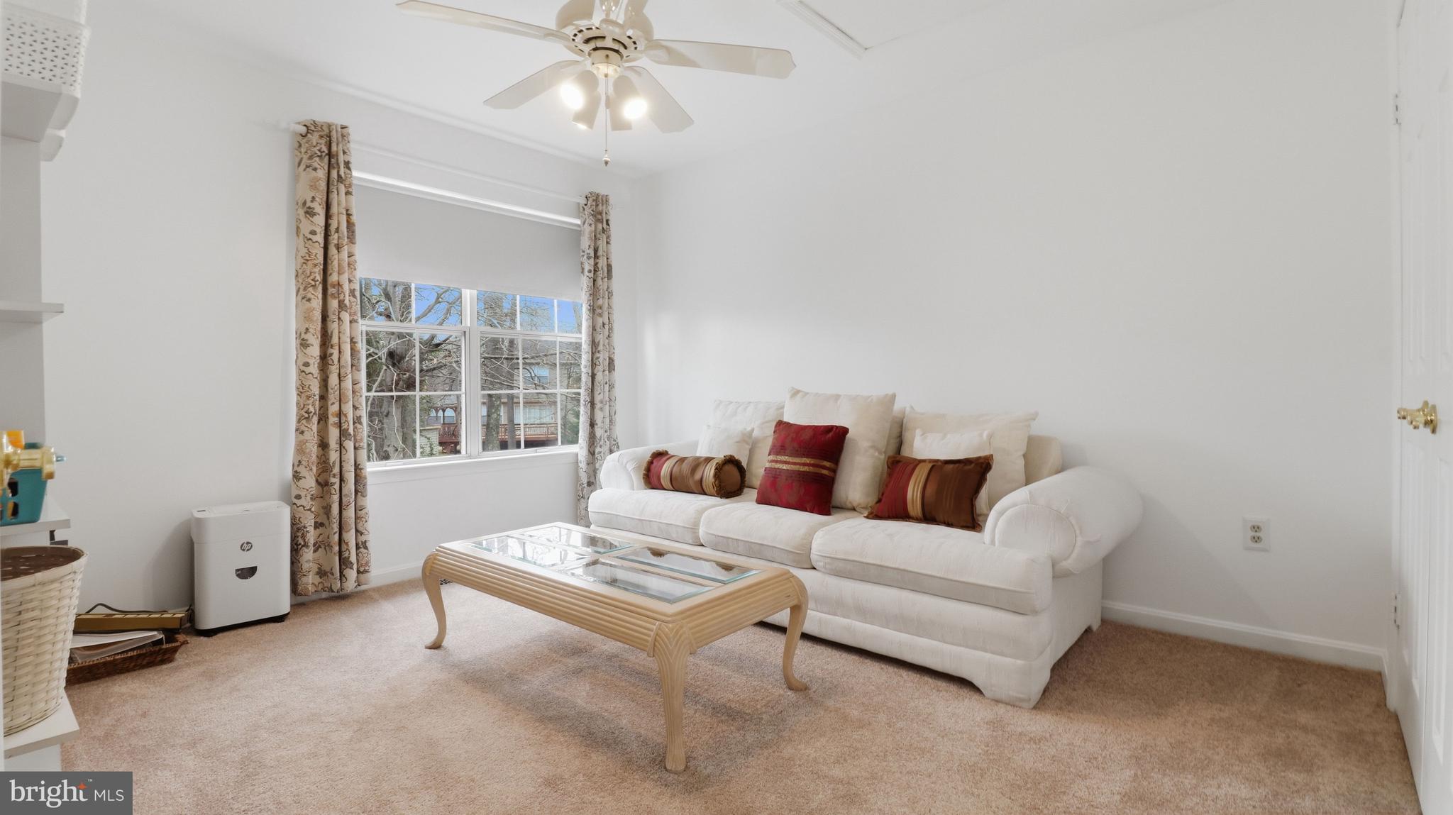 CHELTENHAM WOODS - Residential