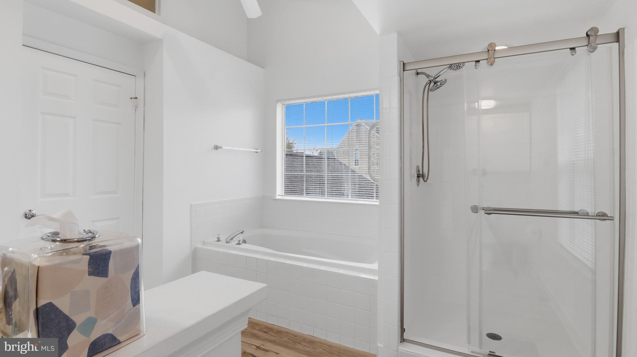 CHELTENHAM WOODS - Residential