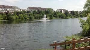 ASHBURN VILLAGE - Residential Lease