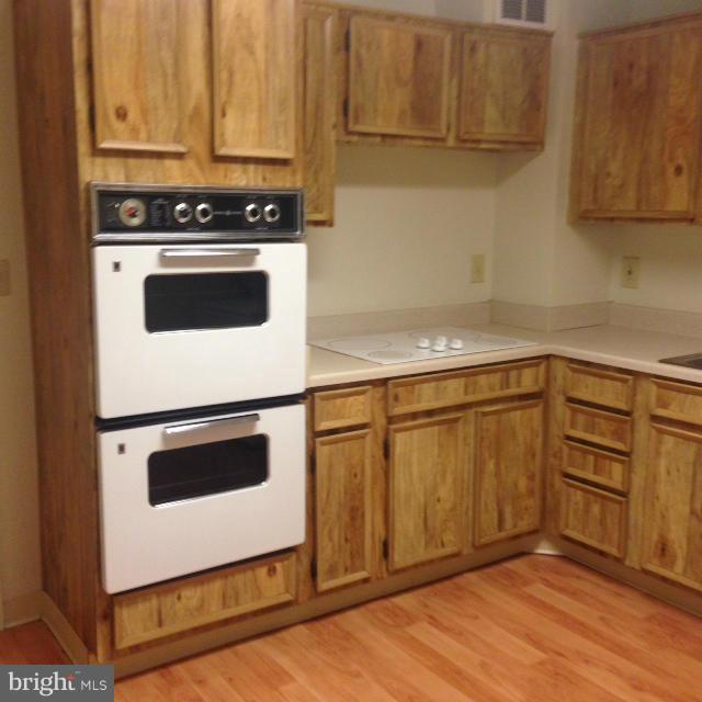 ROTONDA - Residential Lease