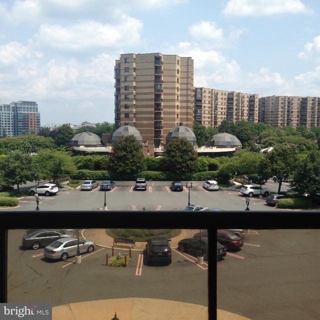 ROTONDA - Residential Lease