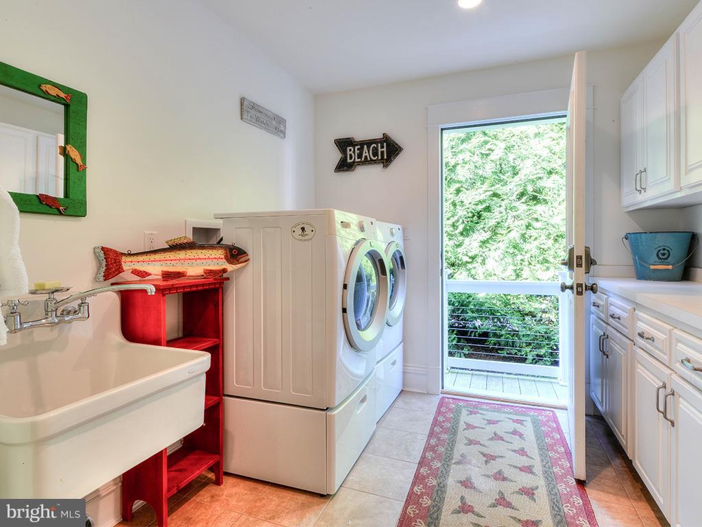 NORTH SHORES - Residential